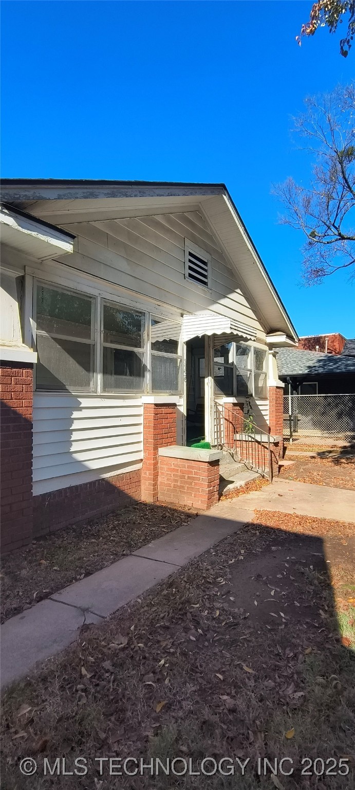 1136 S Rockford Avenue Property Photo