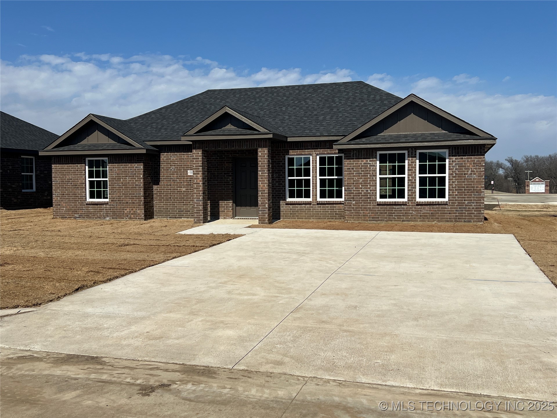 502 Sweet Pea Lane Property Photo