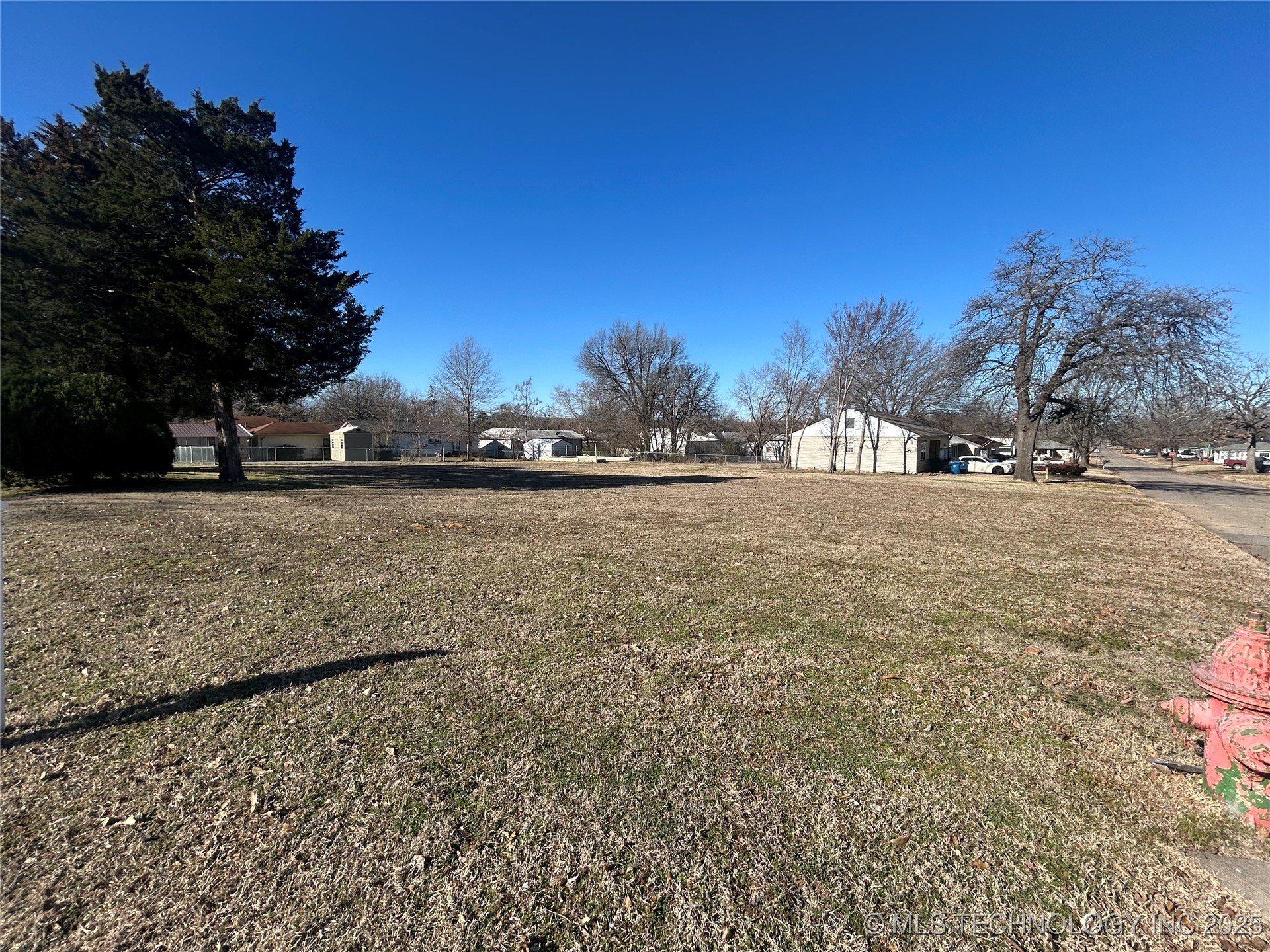 1314 E Seminole Property Photo
