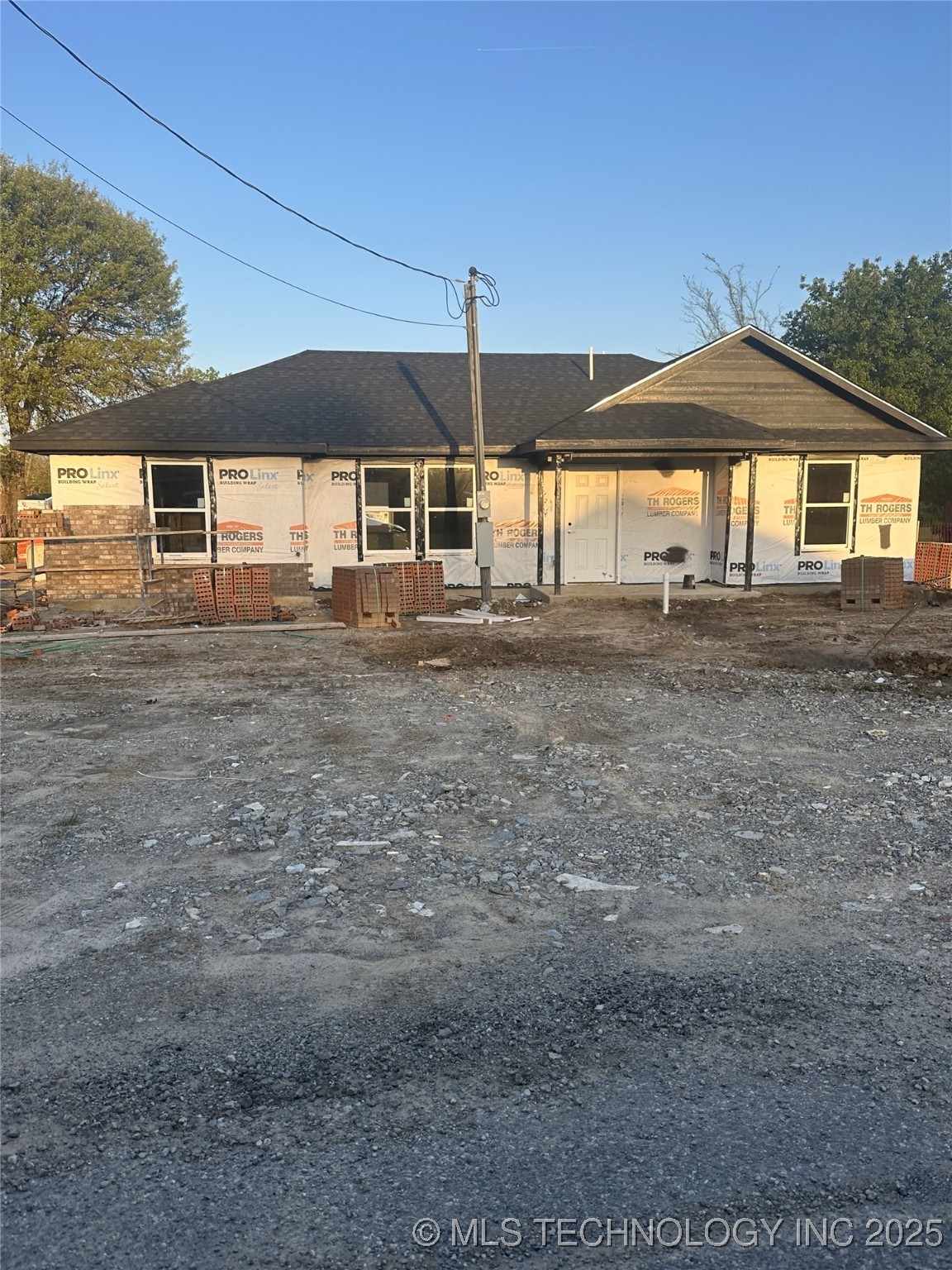 719 Mitchell Property Photo