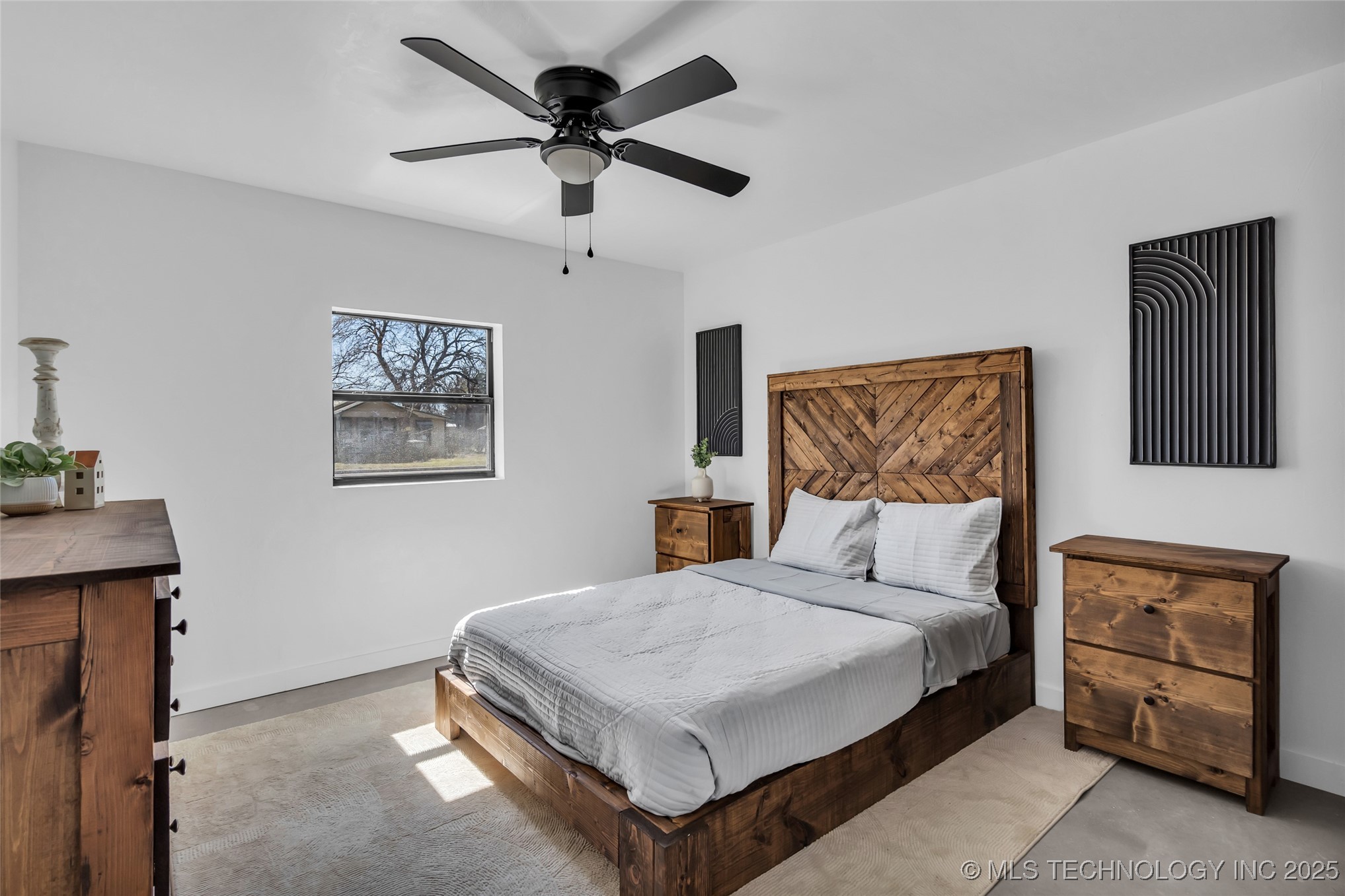 21 14 Property Photo 13