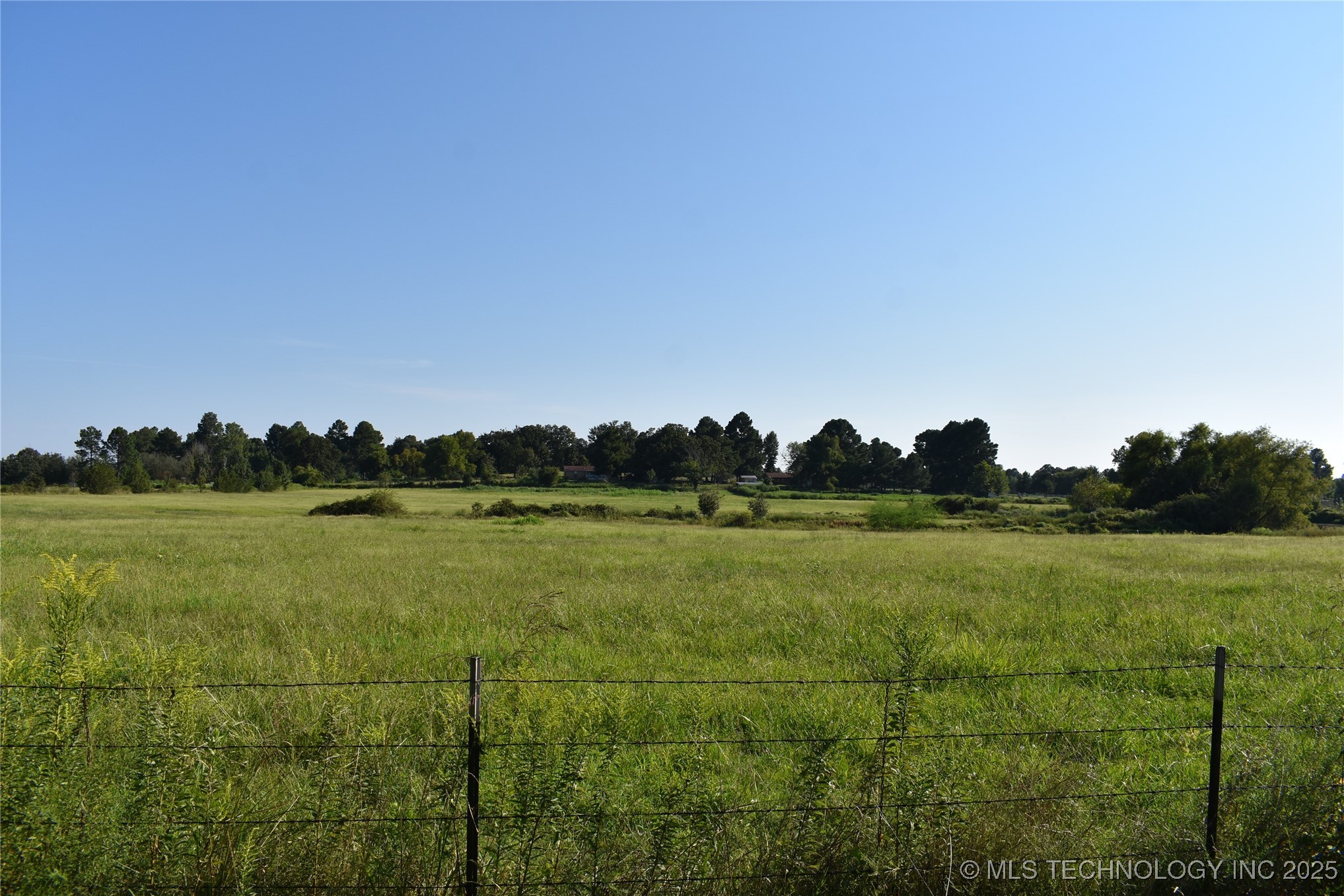 13 Fowler Lane Property Photo 3