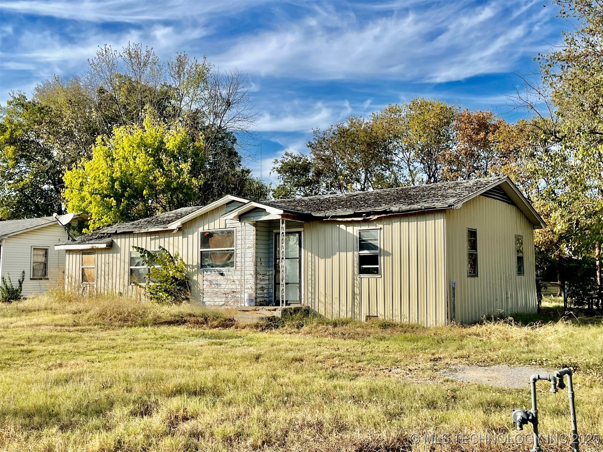 100 W Walnut Avenue Property Photo