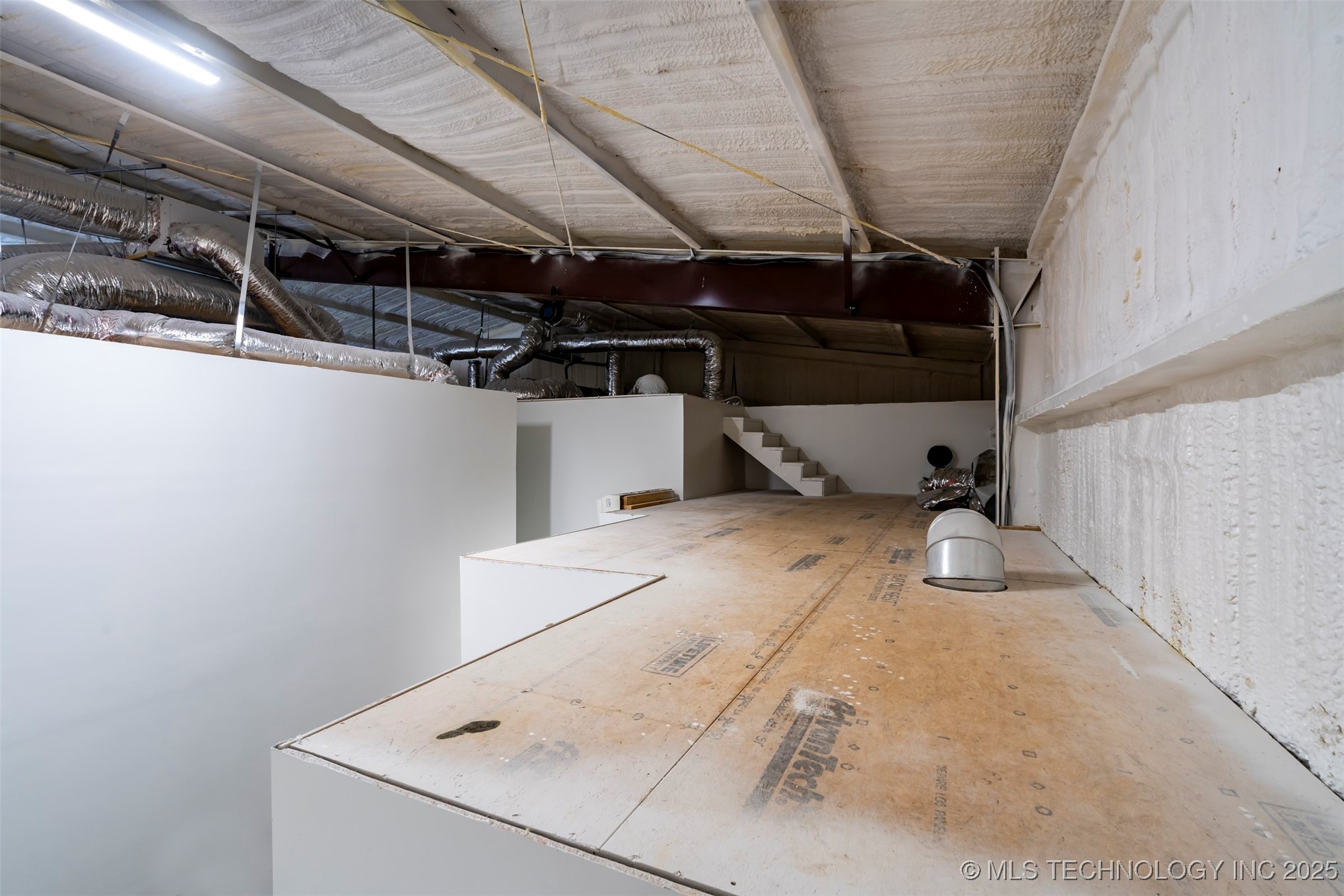 471675 Chewey Road Property Photo 12