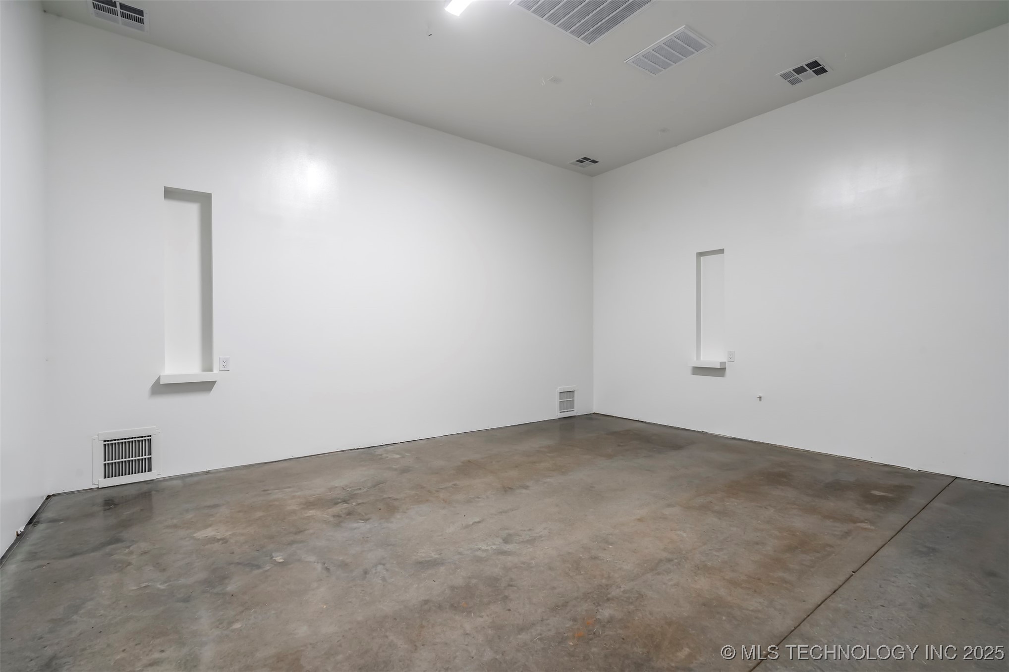 471675 Chewey Road Property Photo 19