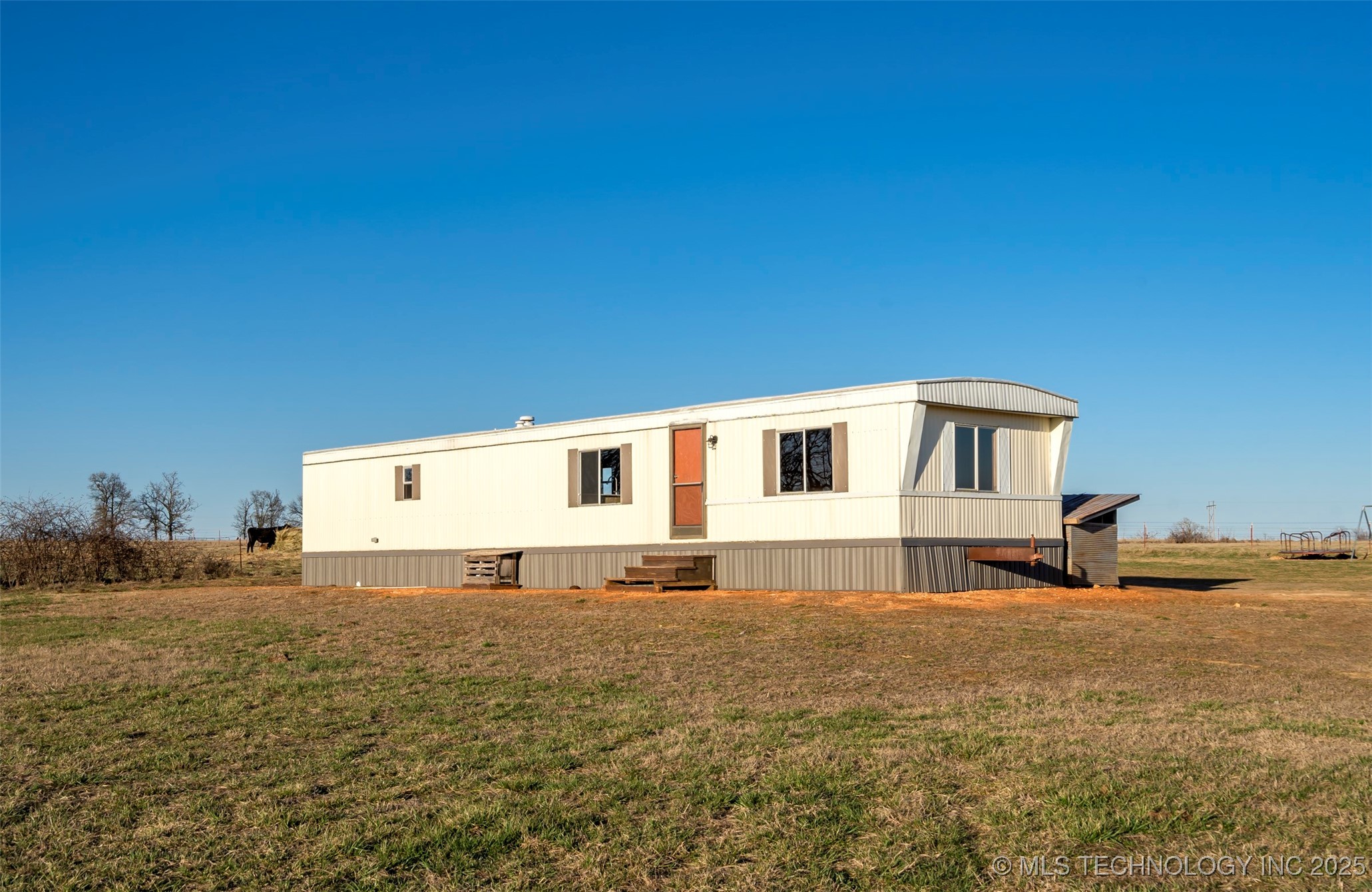 471675 Chewey Road Property Photo 44