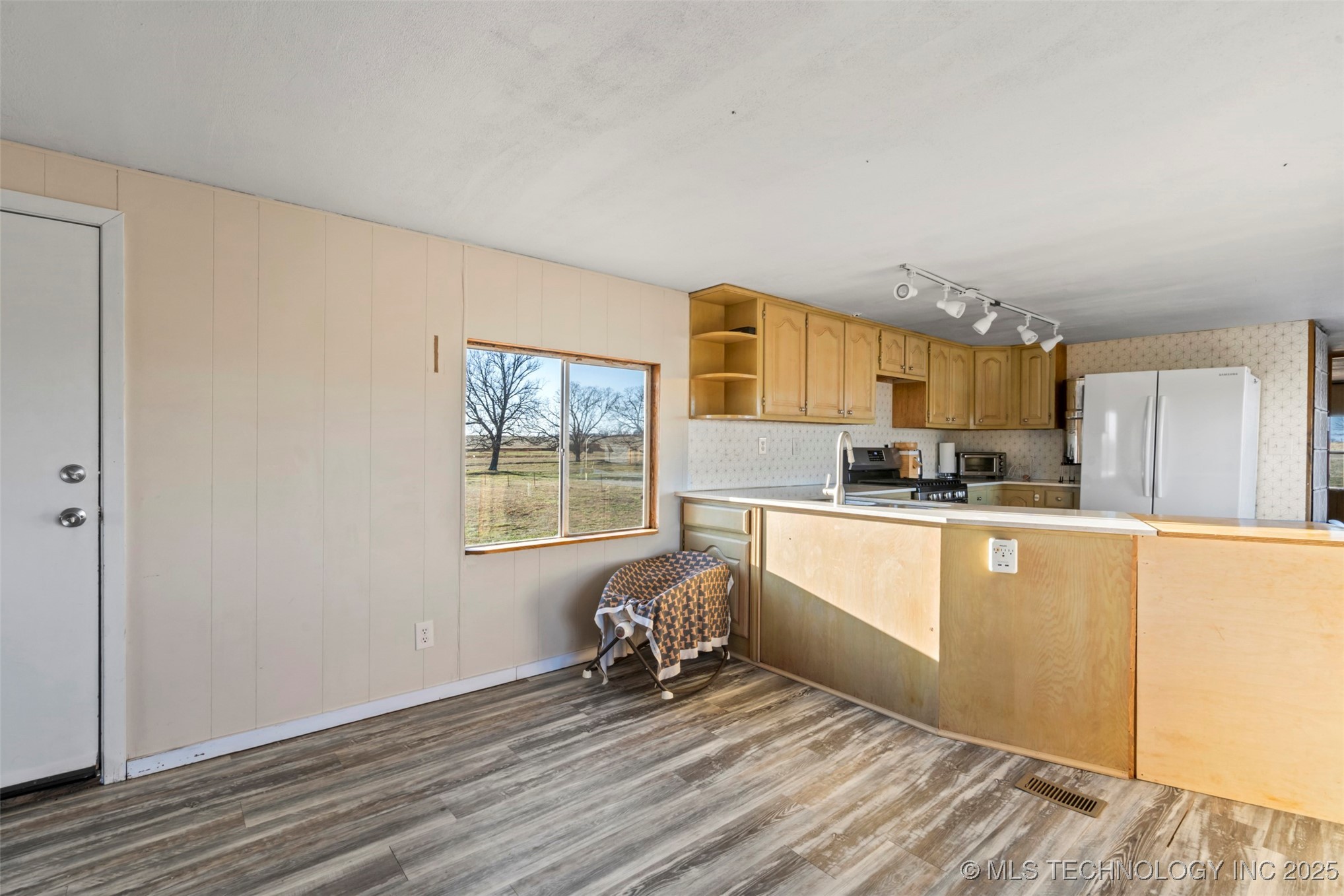 471675 Chewey Road Property Photo 49