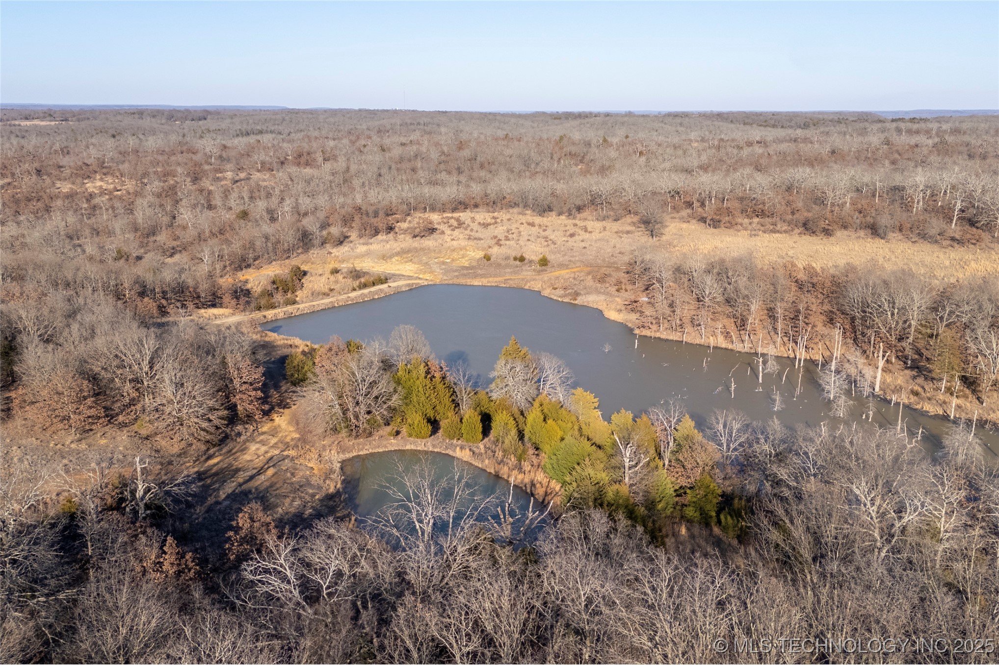 2507999 Property Photo
