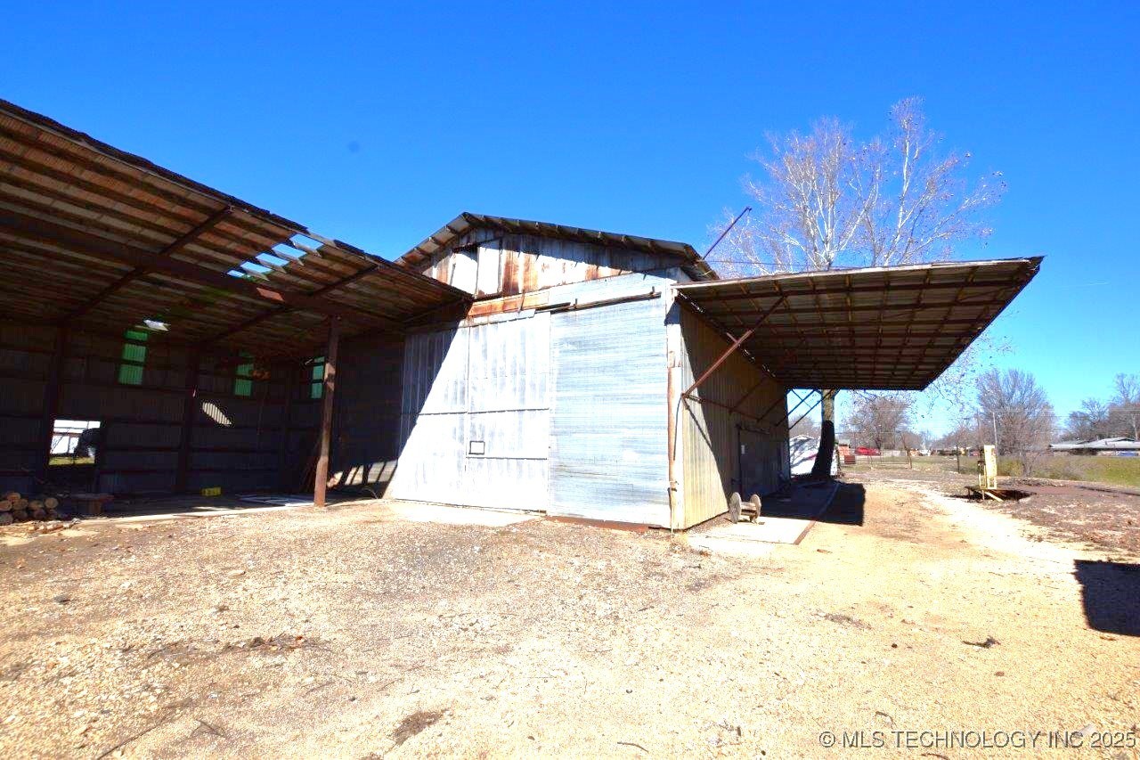 470564 Hwy 51 Property Photo