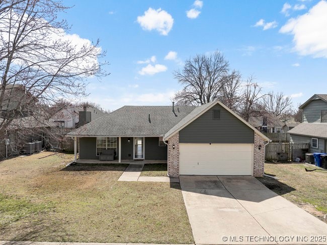 1313 W Roanoke Street Property Photo
