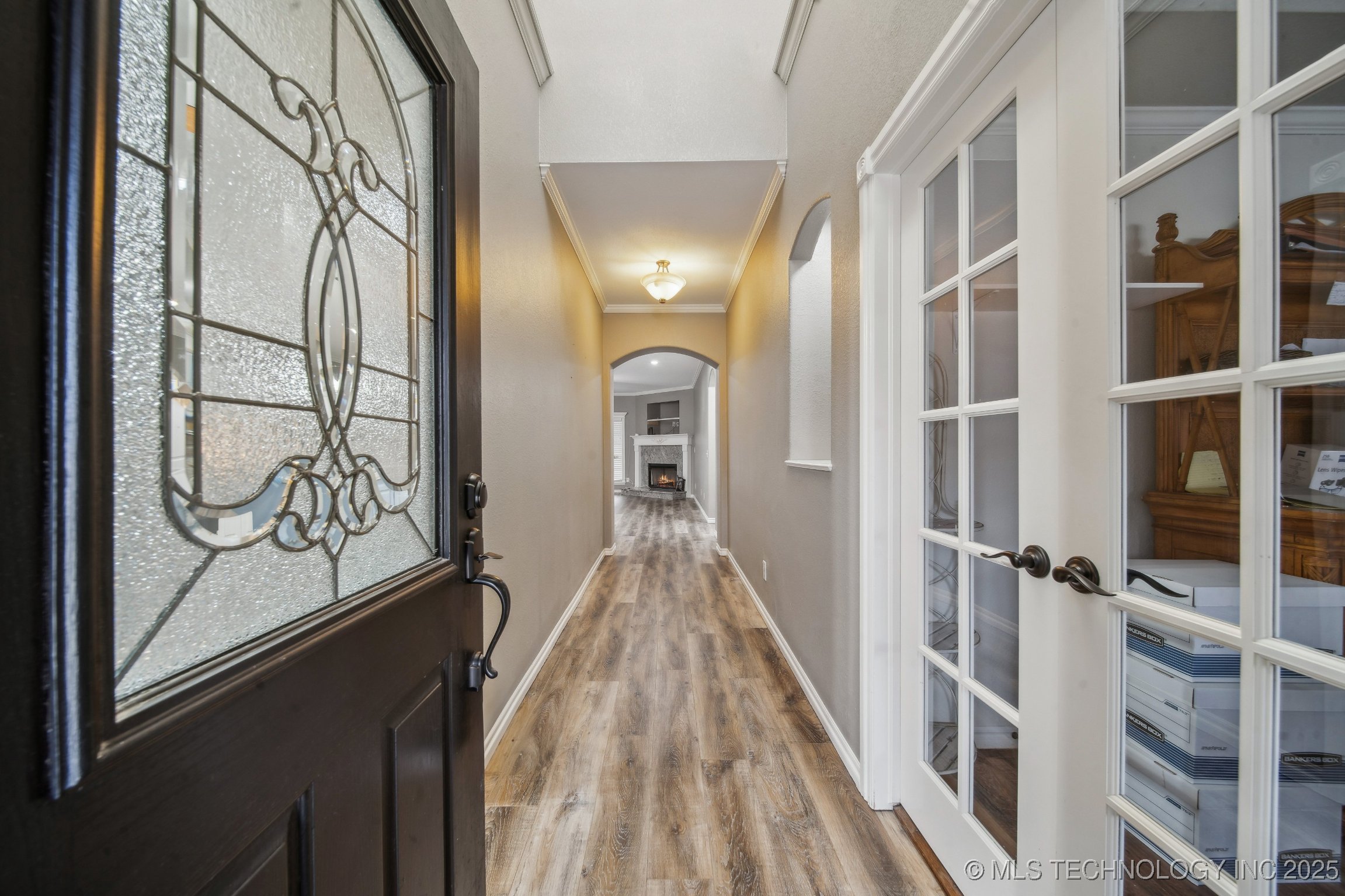 14550 S Urbana Court Property Photo 4