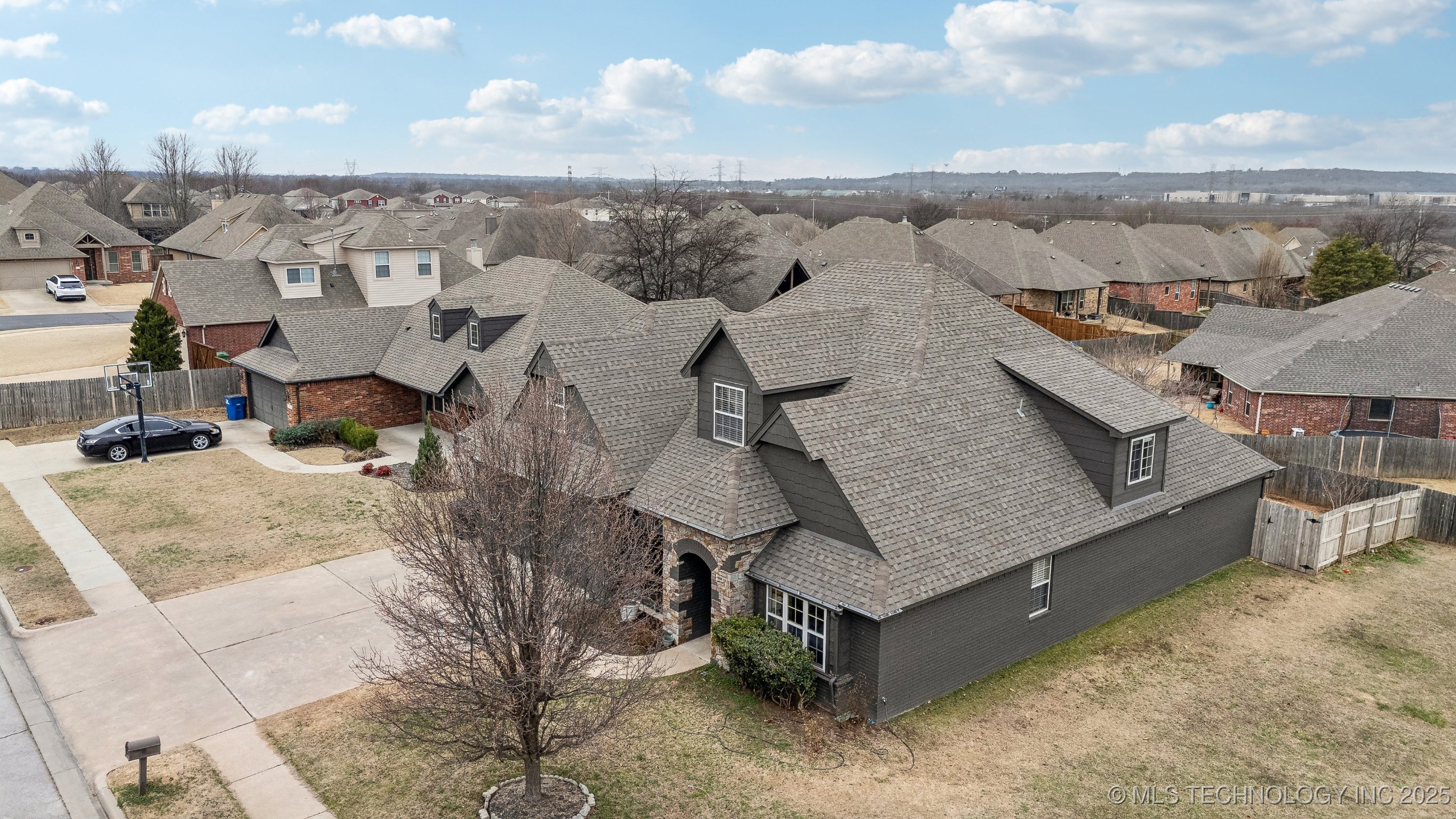 14550 S Urbana Court Property Photo 32