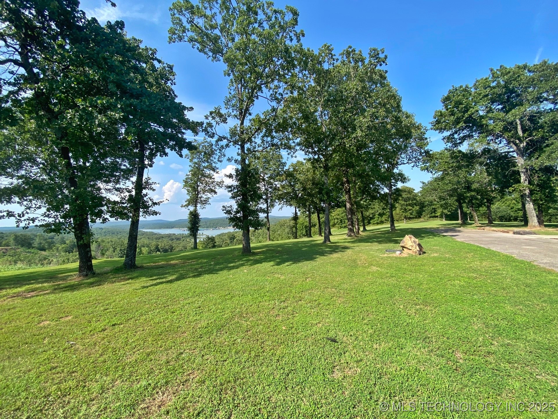 36313 S Red Oak Road Property Photo 5