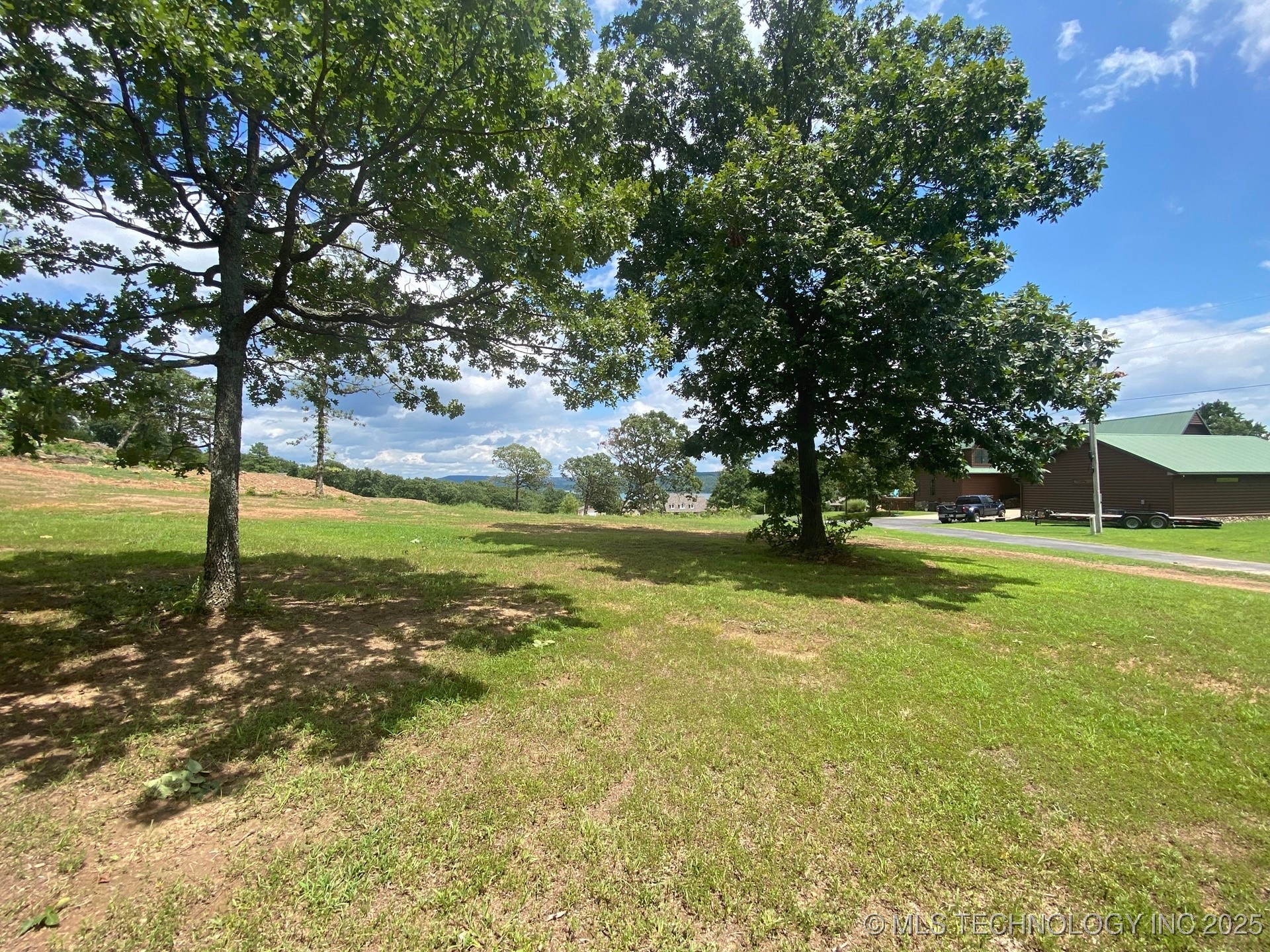 15857 W Dogwood Road Property Photo