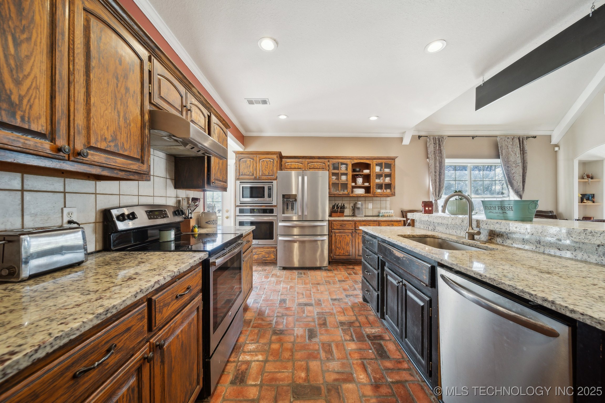 16683 Deer Meadow Road Property Photo 17
