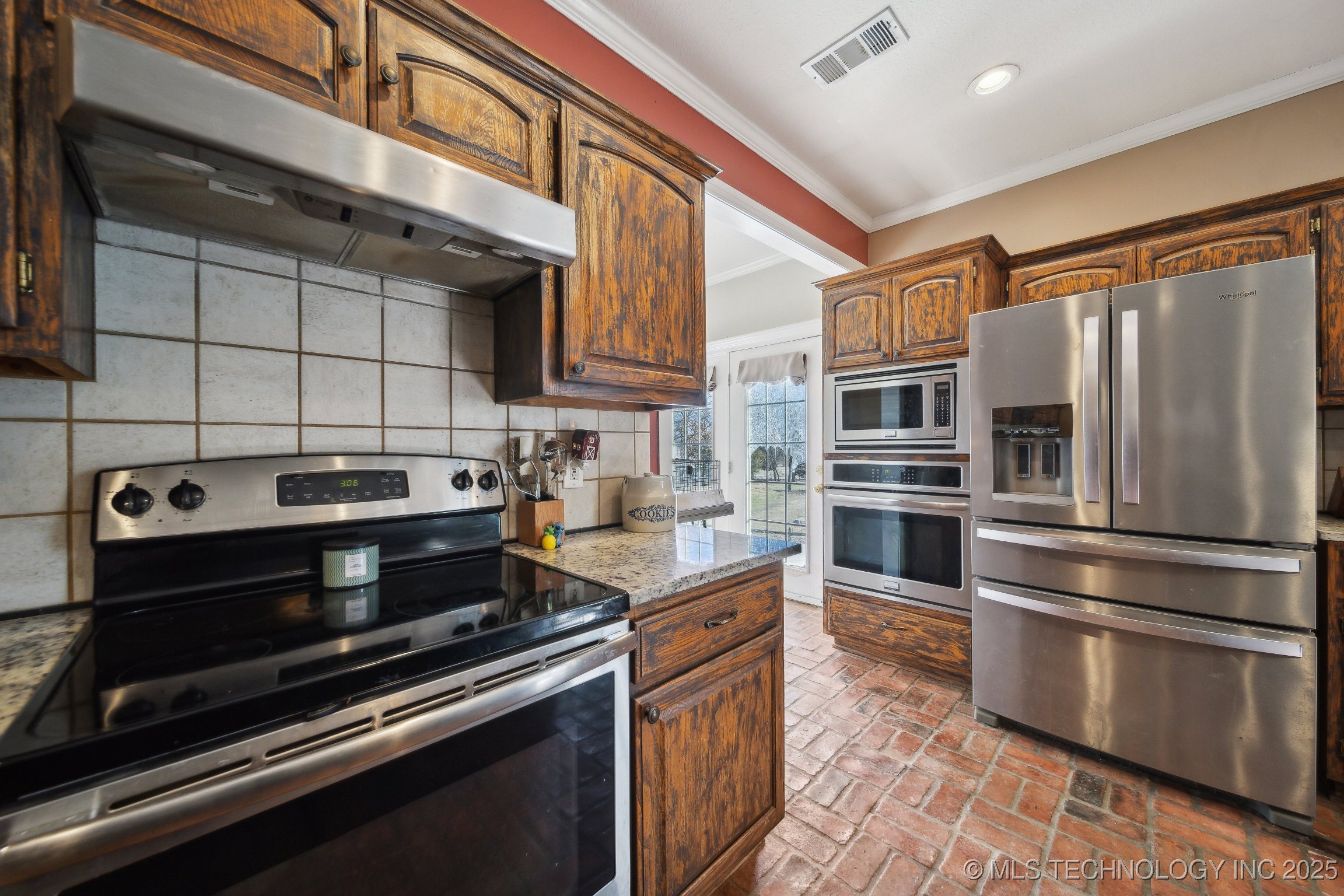 16683 Deer Meadow Road Property Photo 18