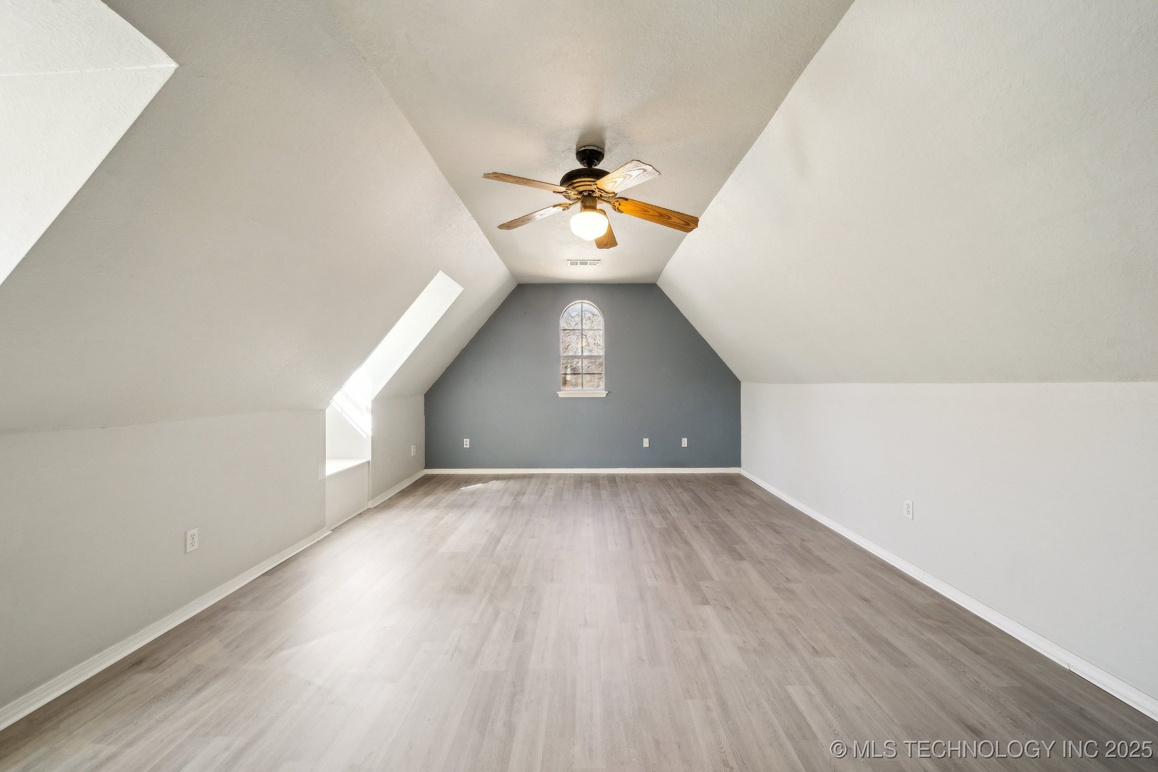 16683 Deer Meadow Road Property Photo 27