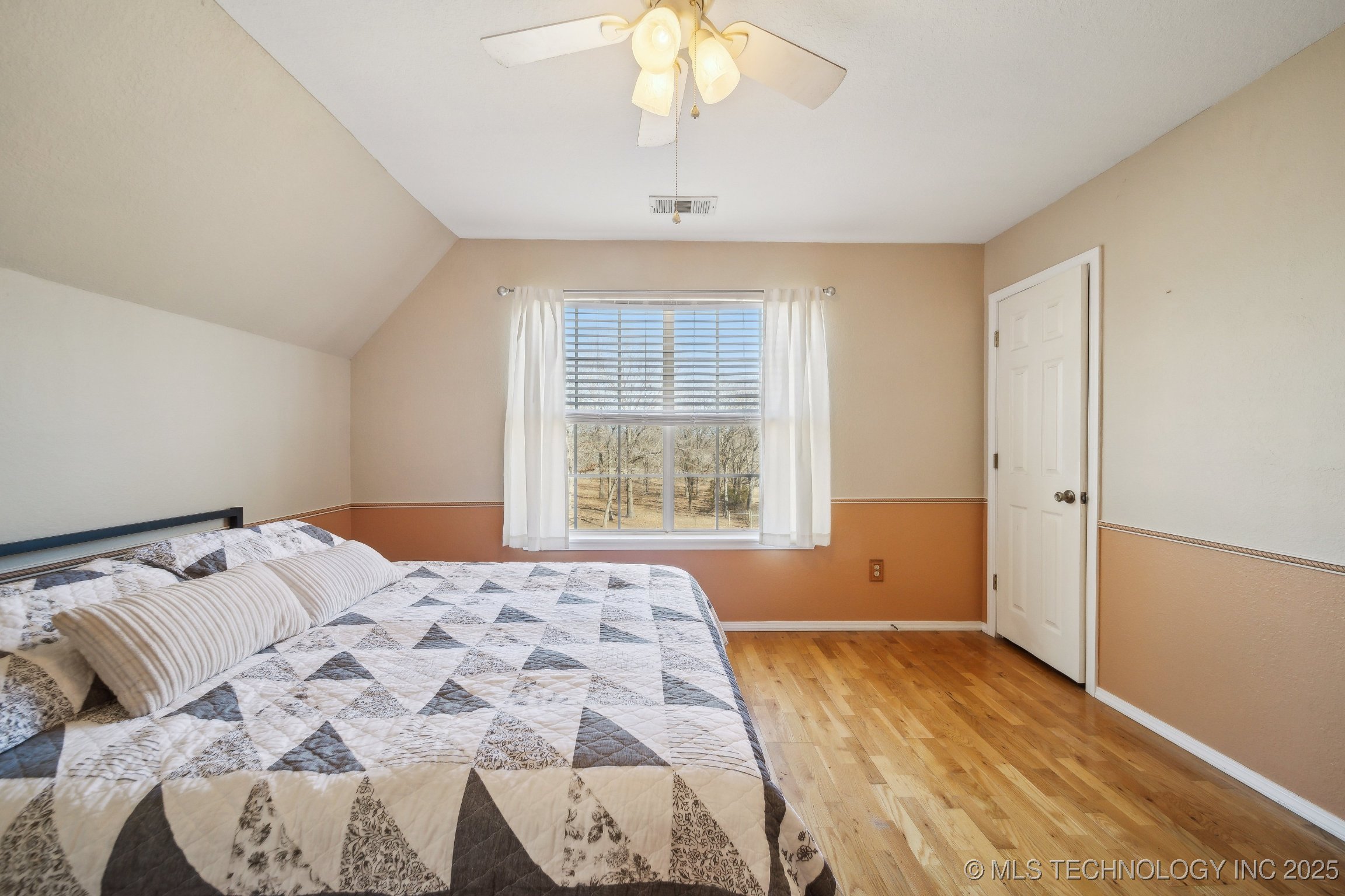 16683 Deer Meadow Road Property Photo 32
