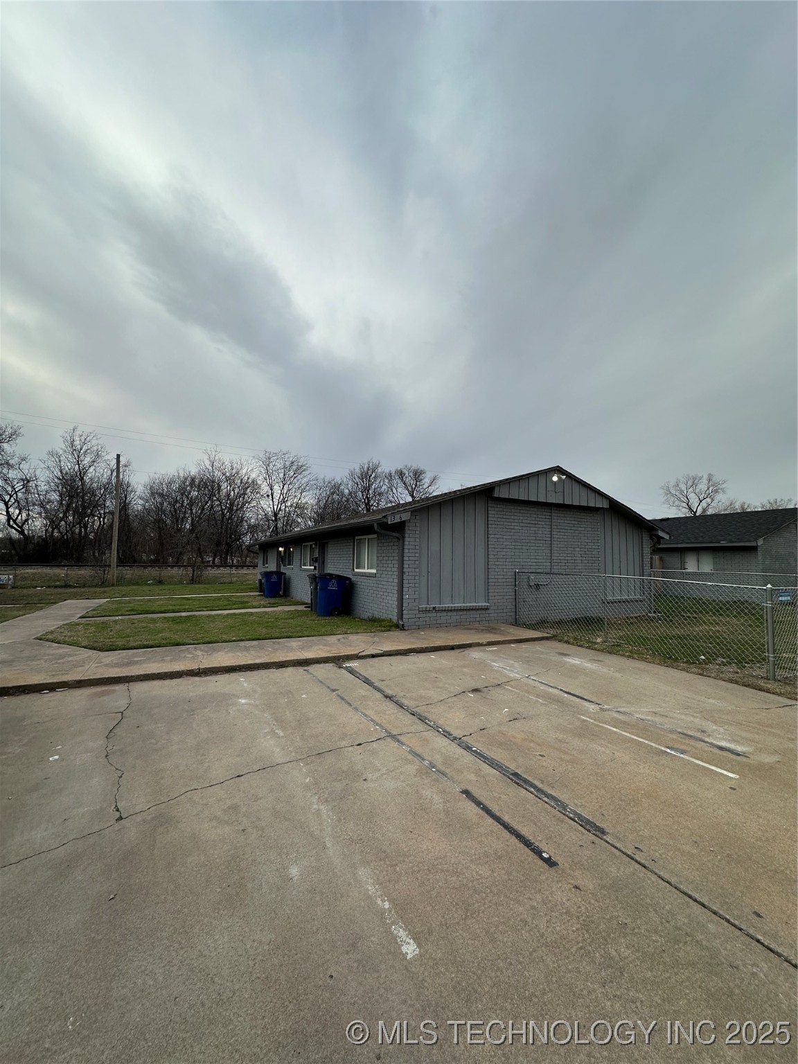 1306 N Irvington Avenue Property Photo