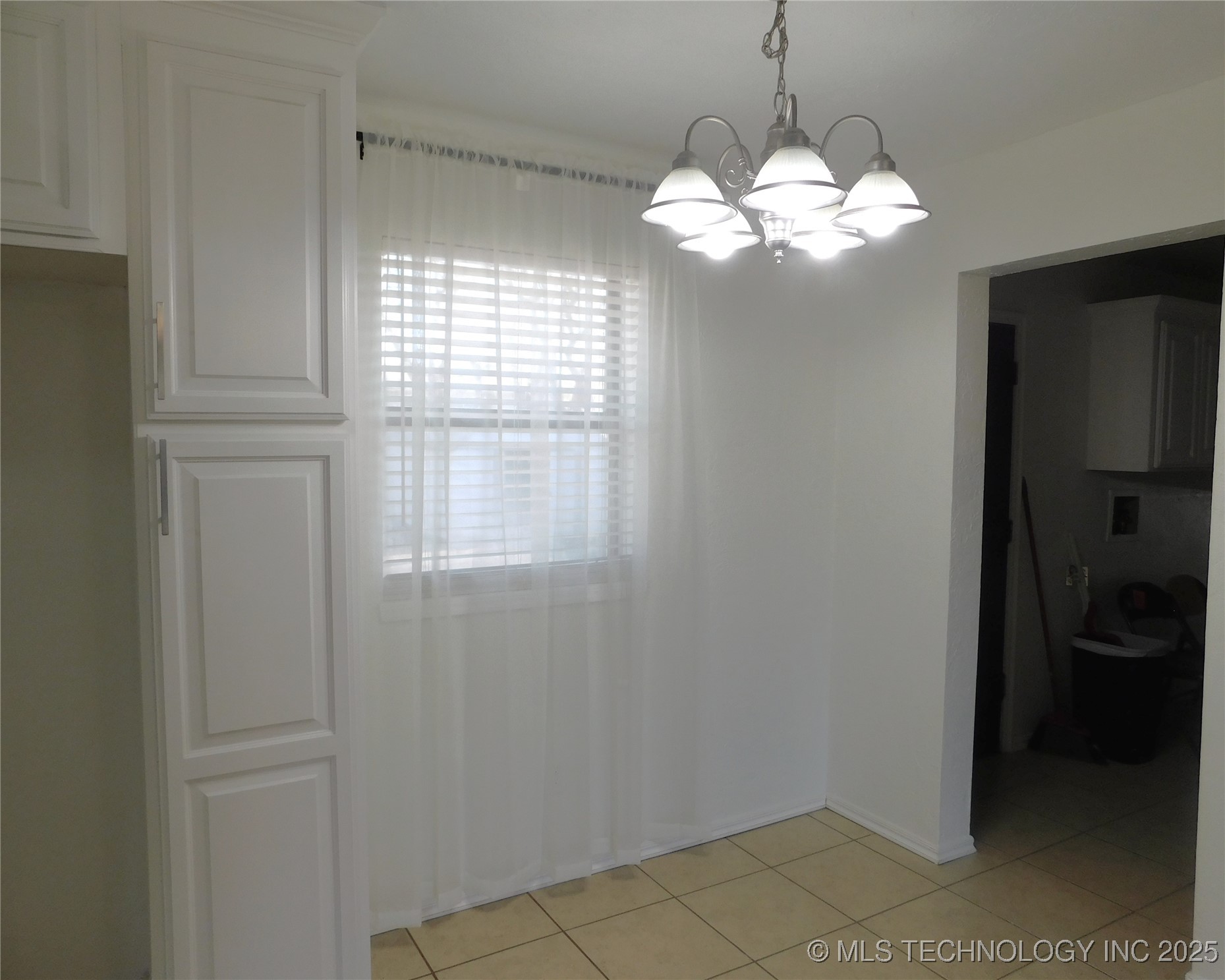 606 Holsey Property Photo 8