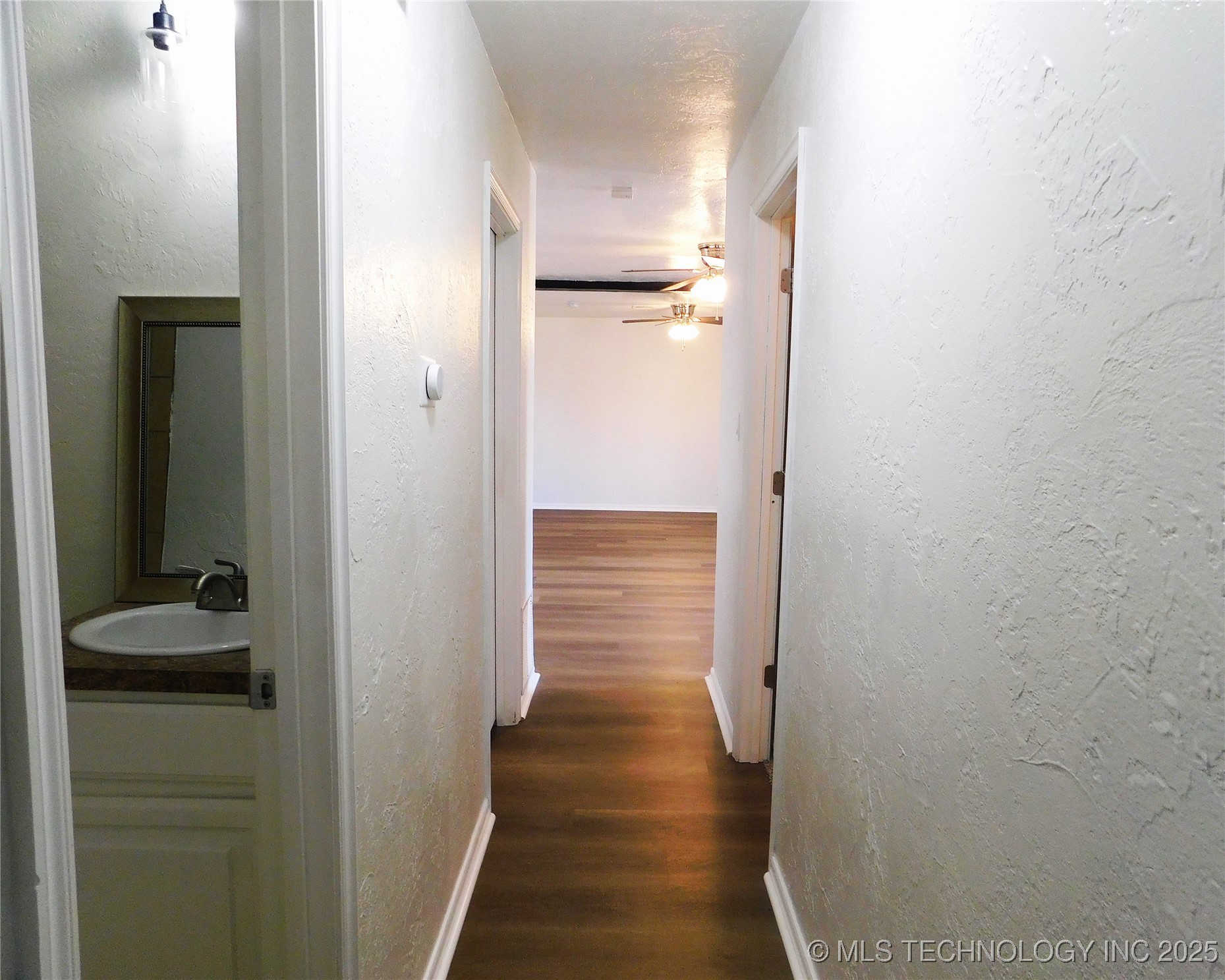 606 Holsey Property Photo 15