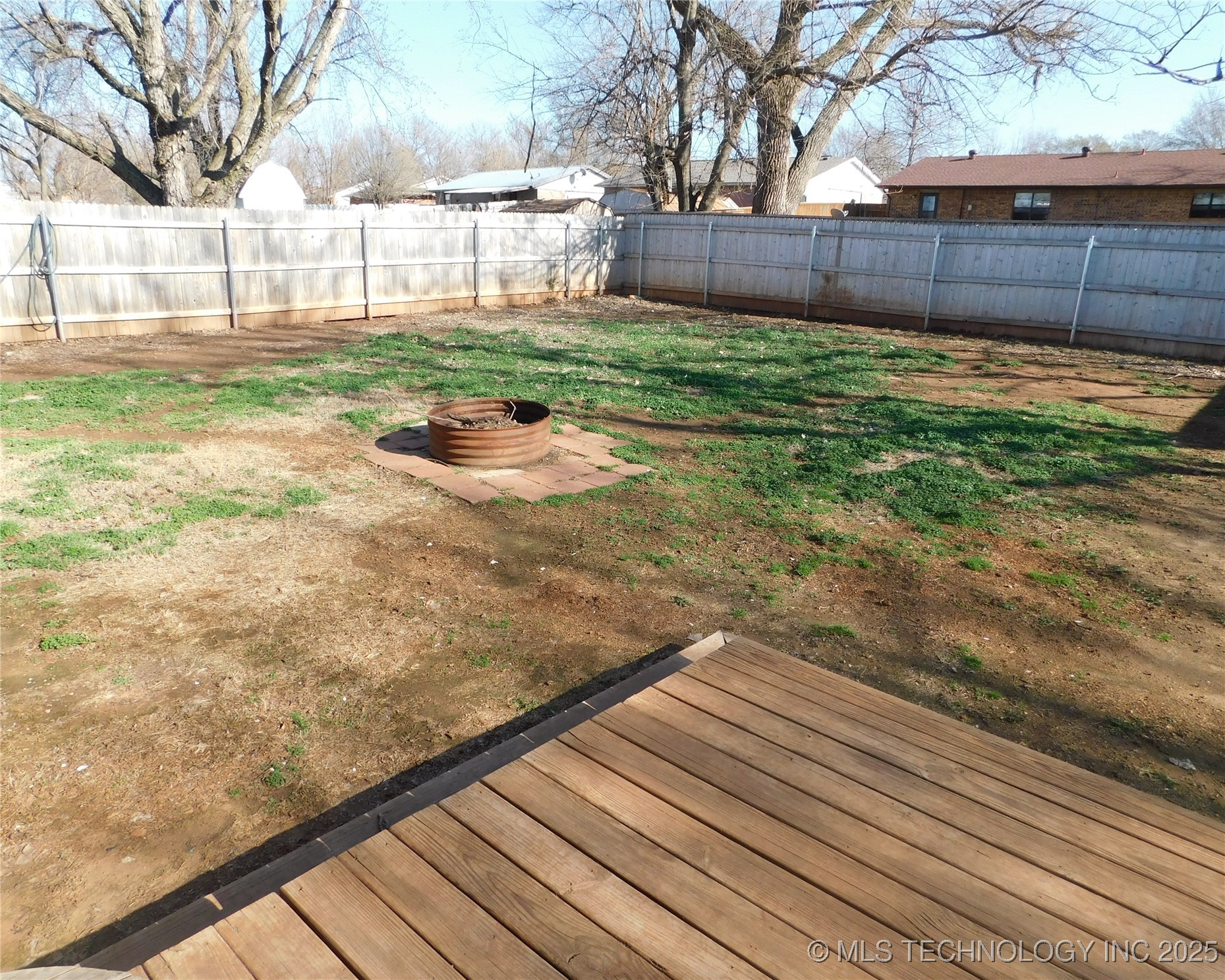 606 Holsey Property Photo 23
