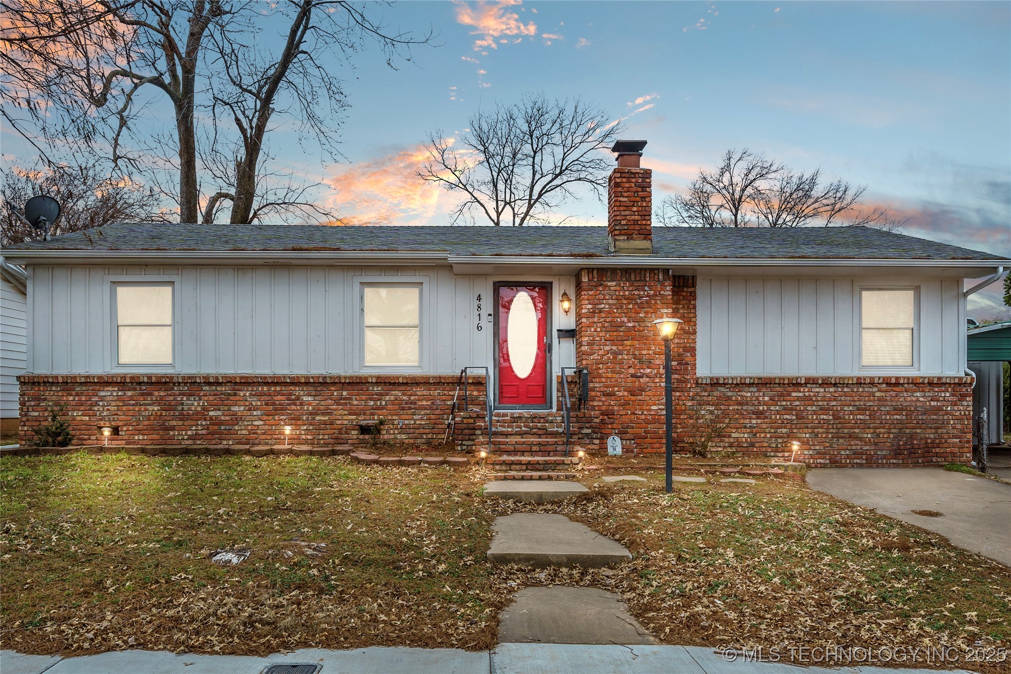 4816 S Lawton Avenue Property Photo