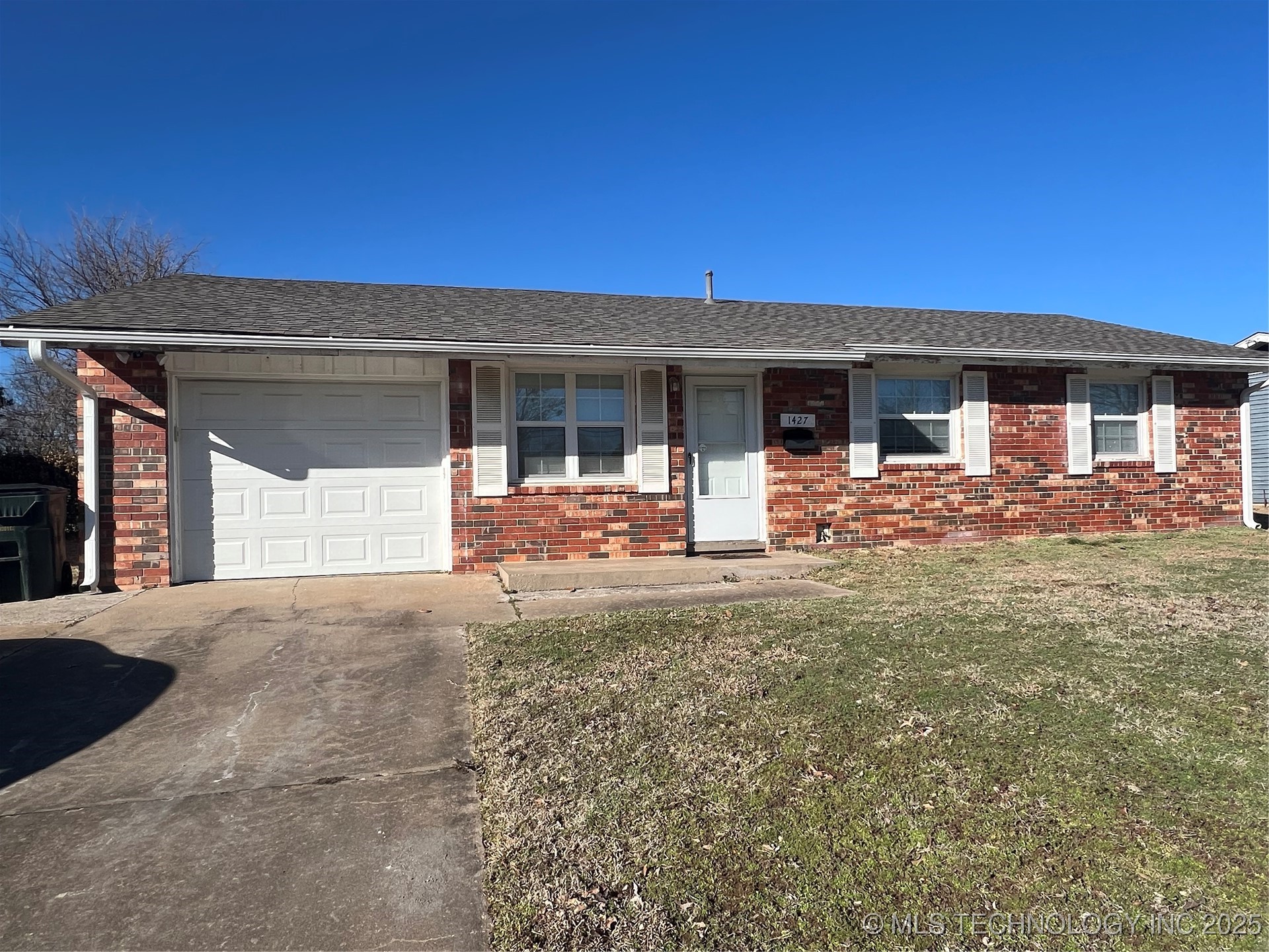 1427 E Line Avenue Property Photo