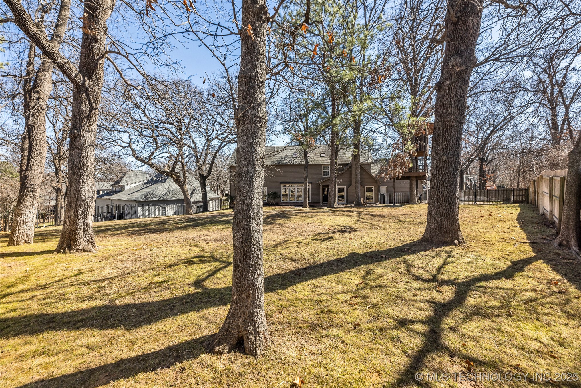11202 S 66th East Avenue Property Photo 41