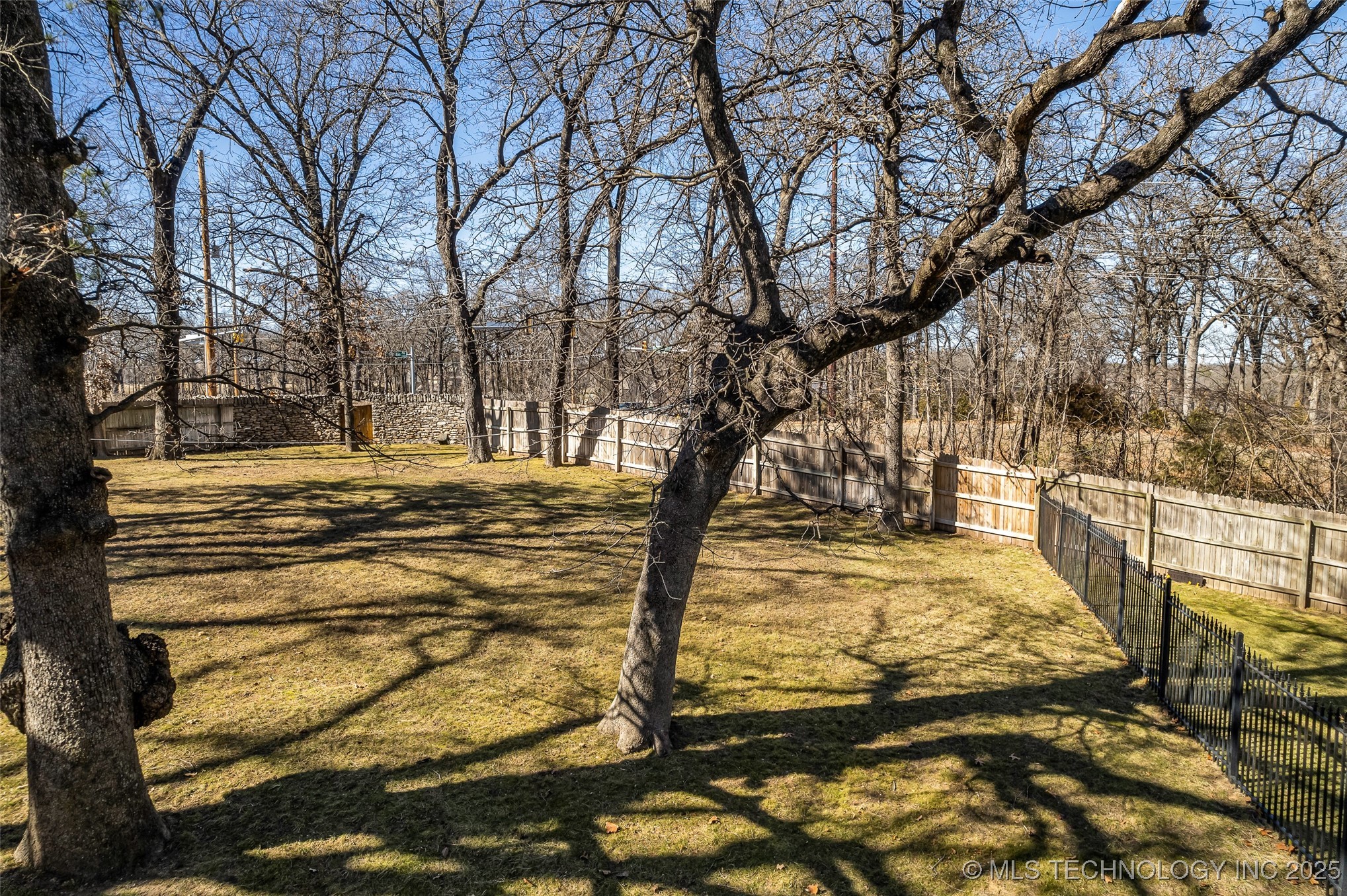 11202 S 66th East Avenue Property Photo 49