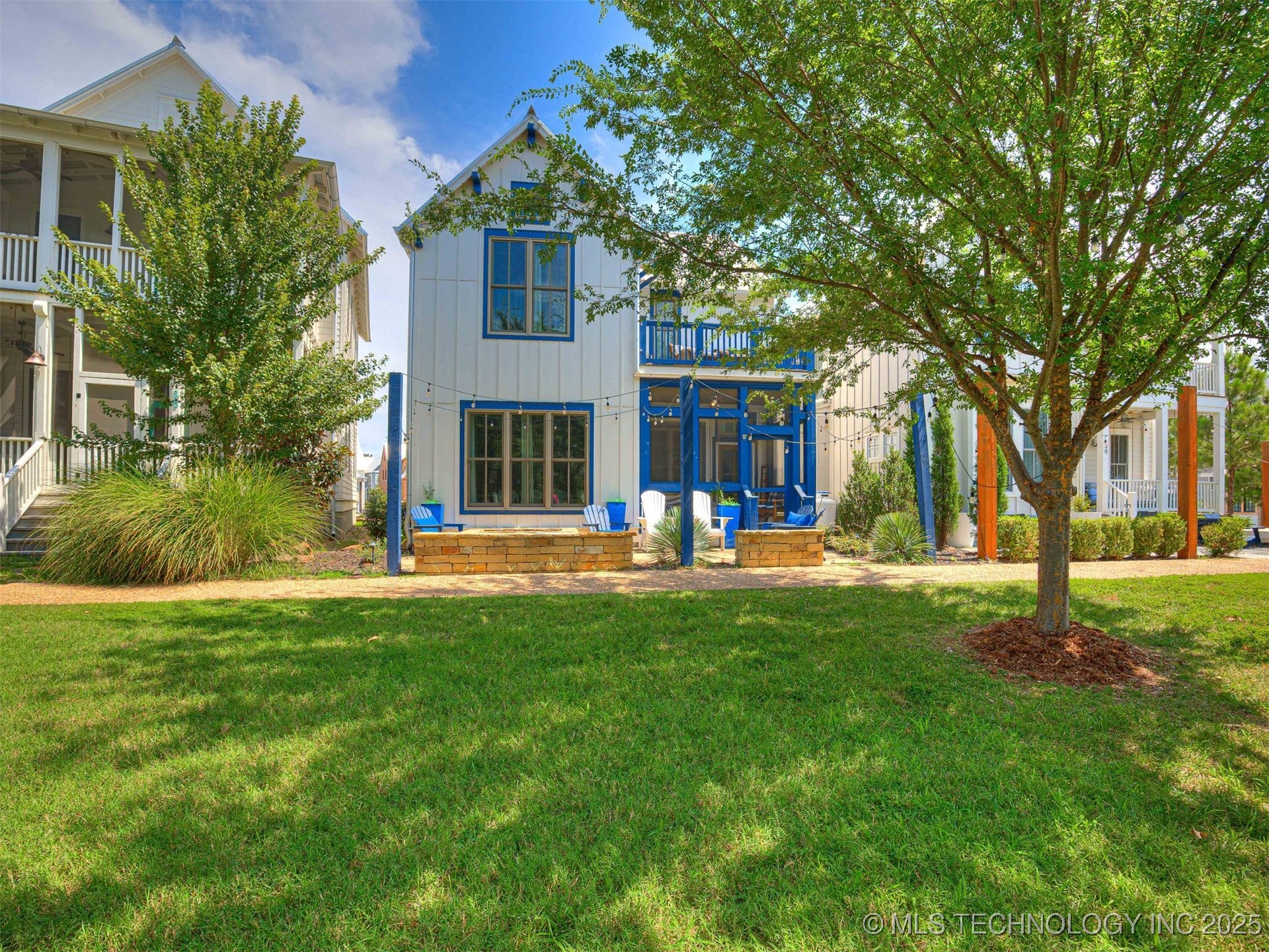 37 Redbud Street Property Photo