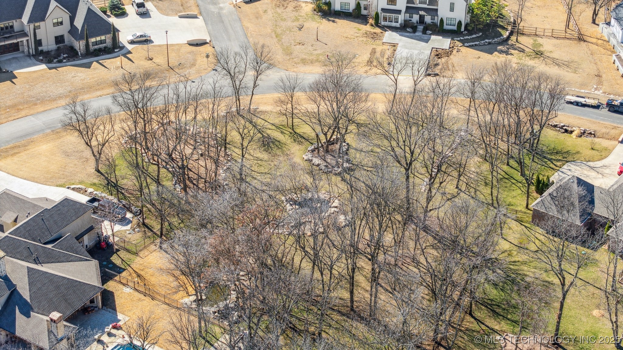 17575 E Anthem Ridge Road Property Photo 2