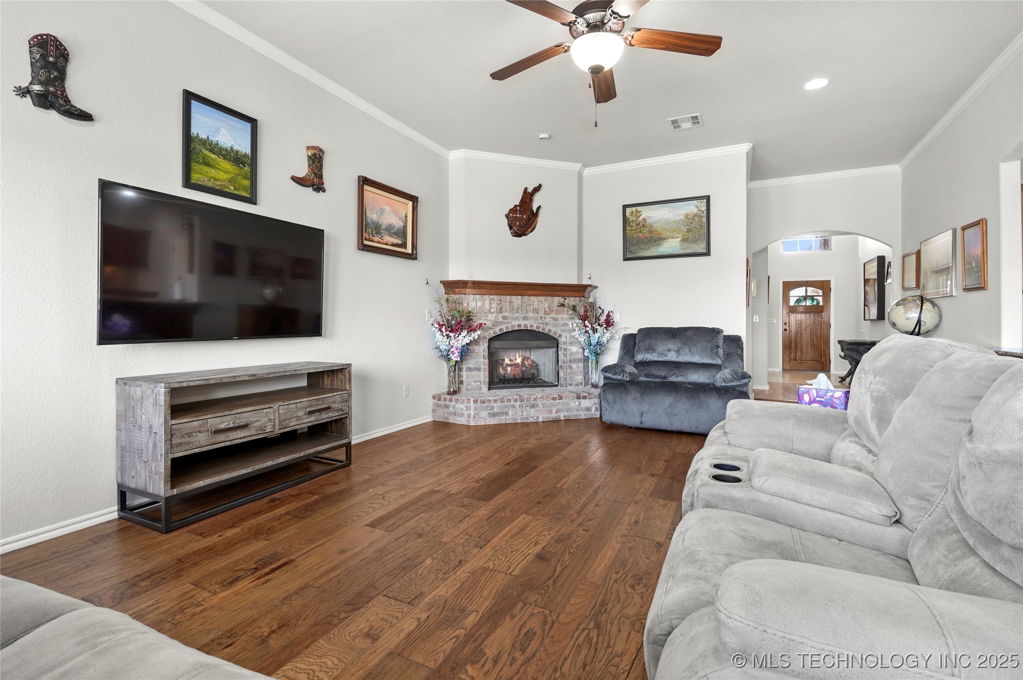 10548 N 117th East Avenue Property Photo 11