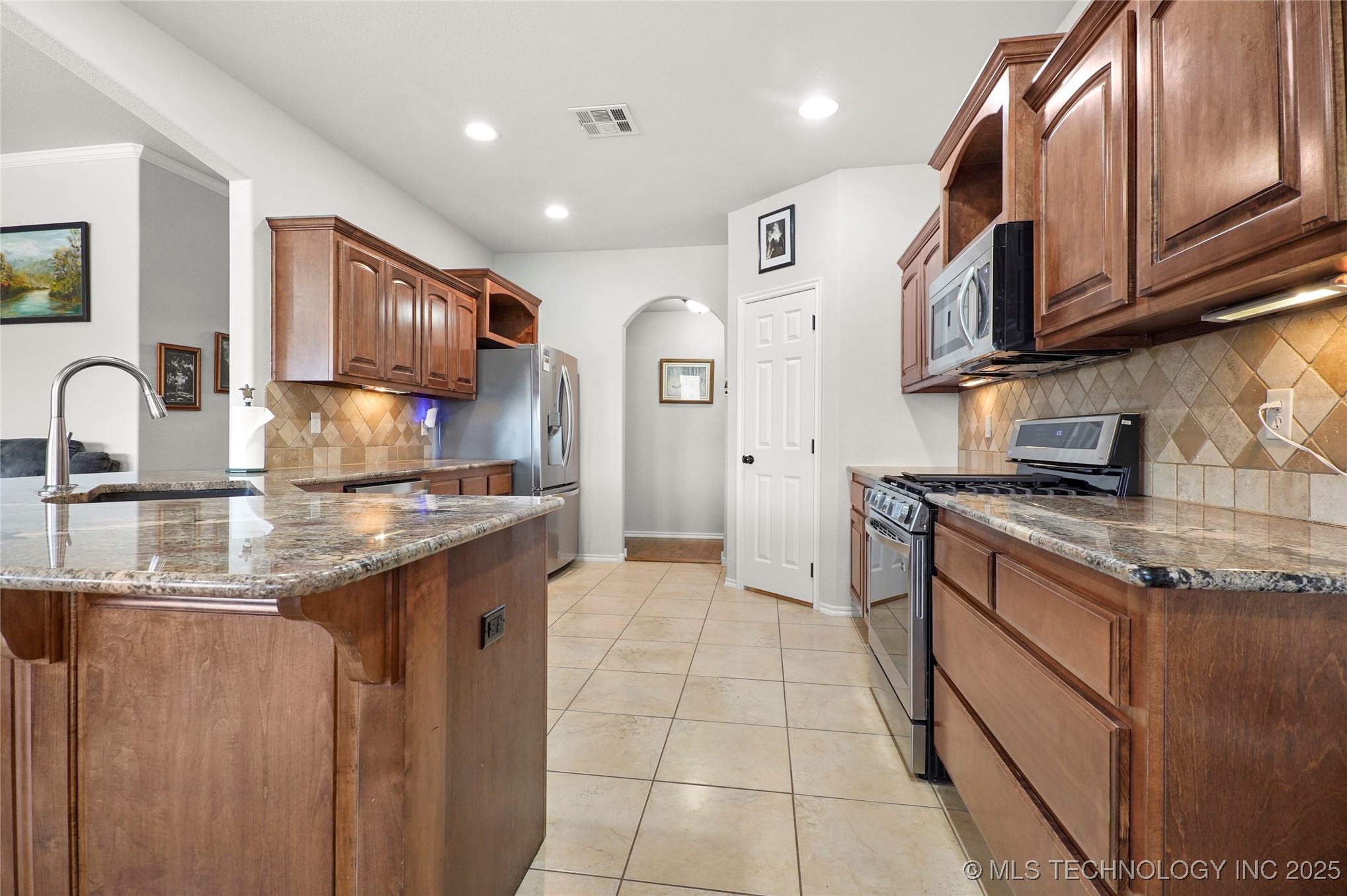 10548 N 117th East Avenue Property Photo 15