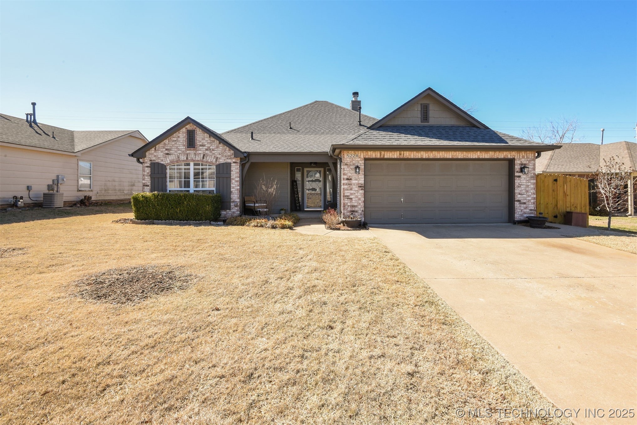 5228 Redbud Place Property Photo