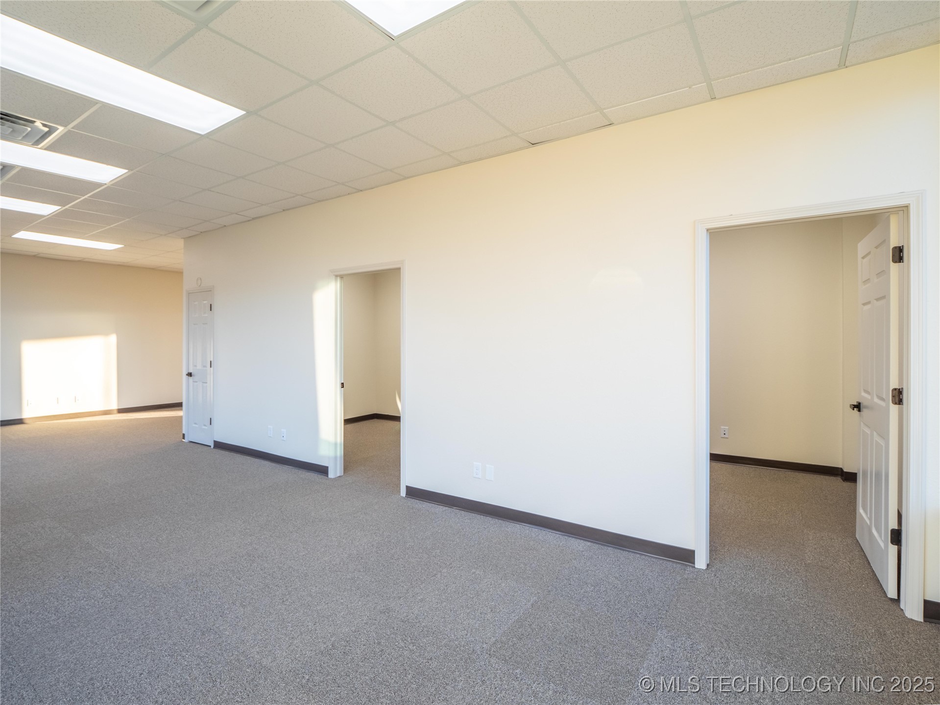 721 S George Nigh 3 Property Photo 4