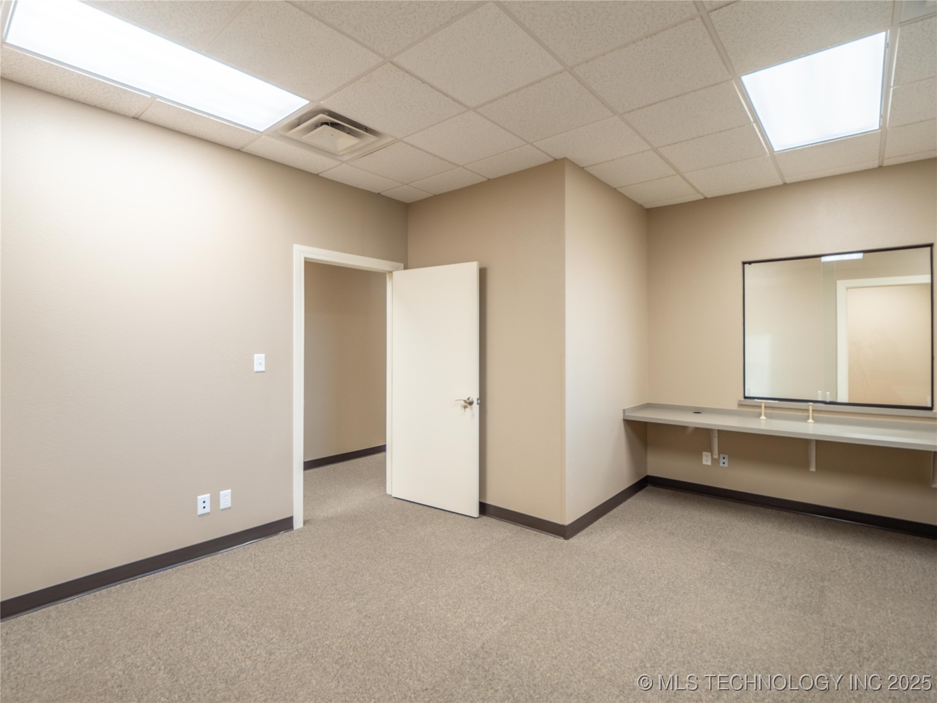721 S George Nigh 5 Property Photo 17