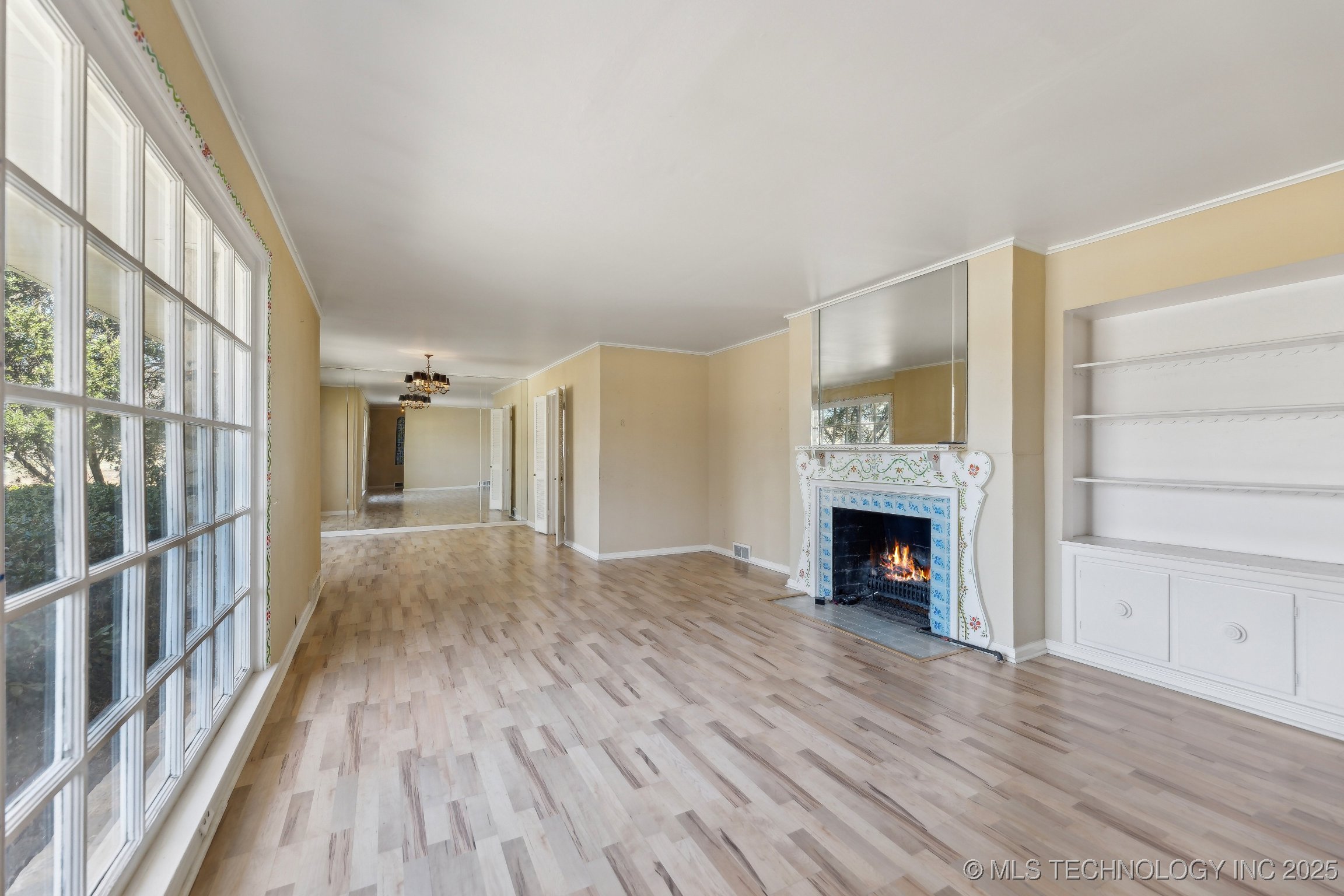 2921 S Peoria Avenue Property Photo 5