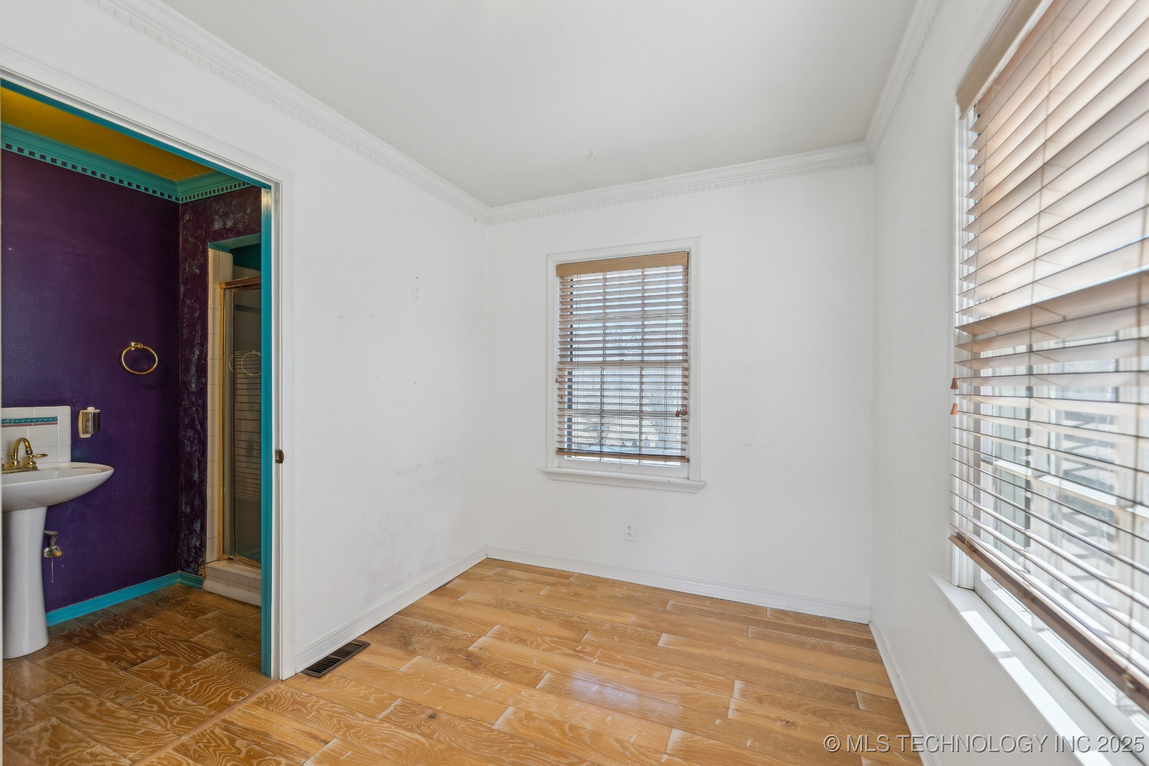 2921 S Peoria Avenue Property Photo 23