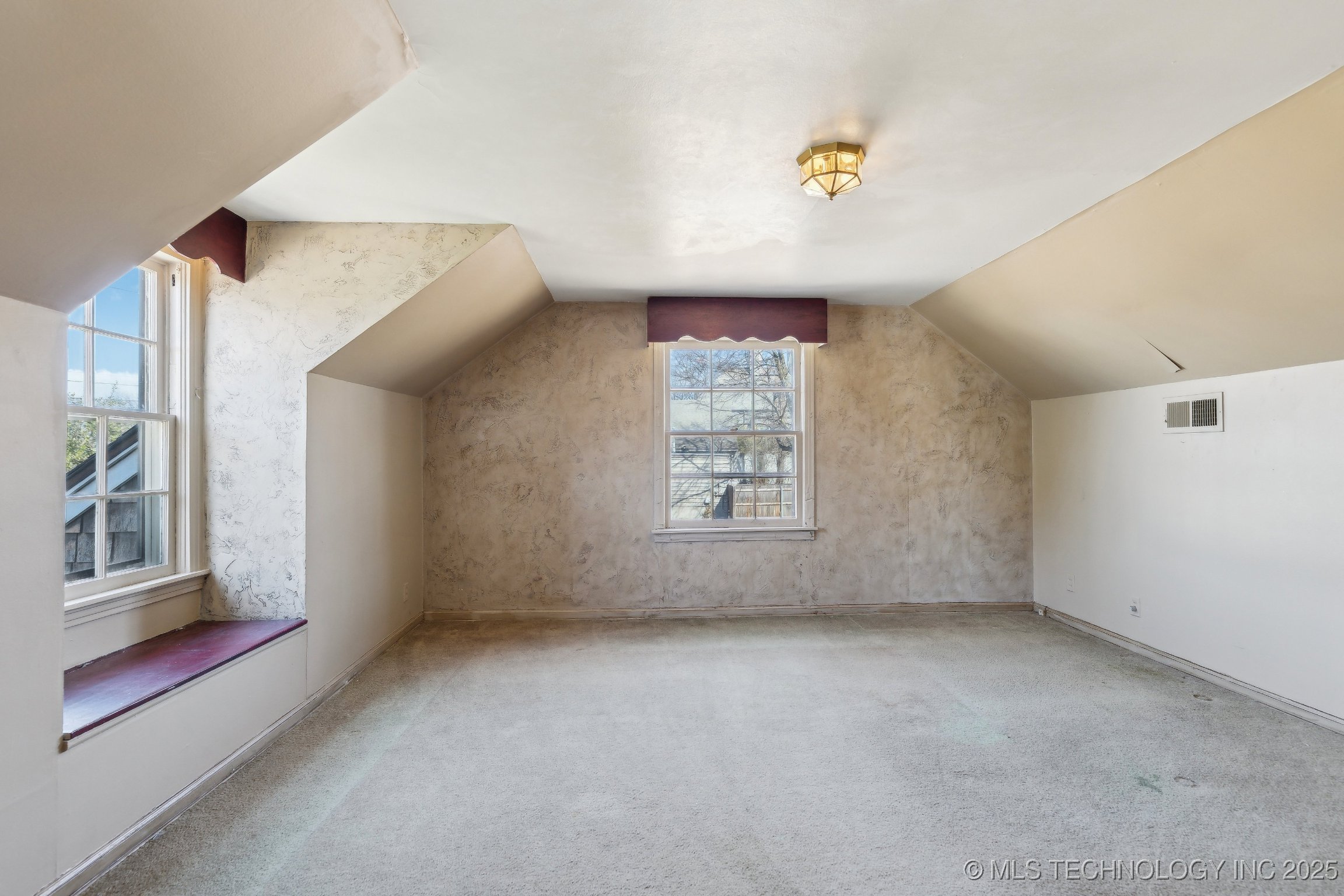 2921 S Peoria Avenue Property Photo 28