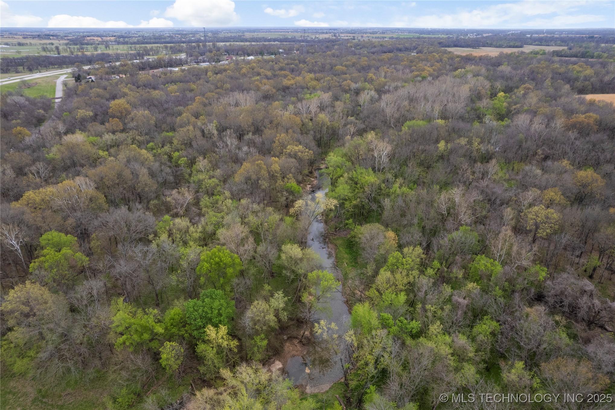 555 Old Hwy 69 Property Photo 7