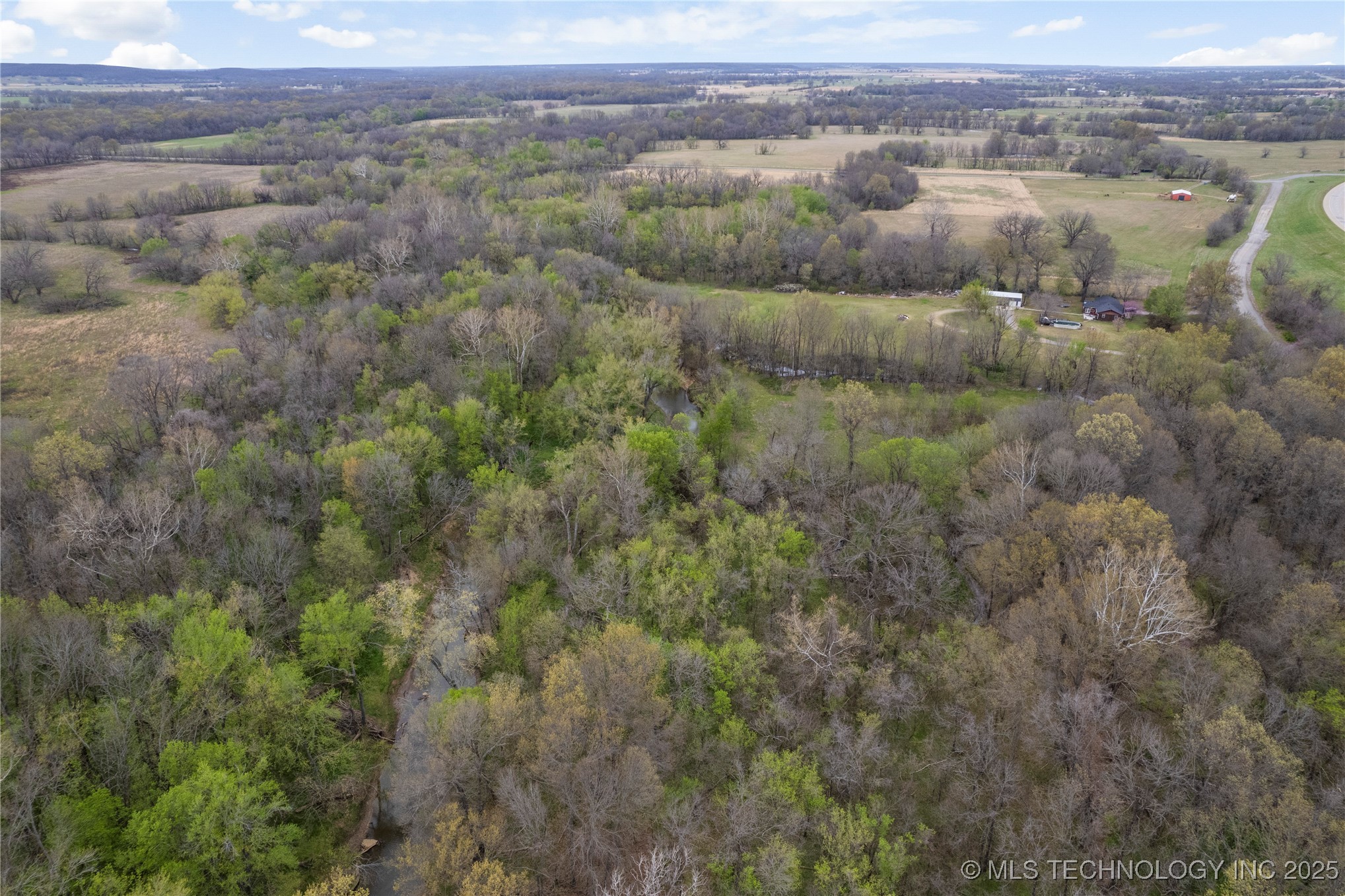 555 Old Hwy 69 Property Photo 9