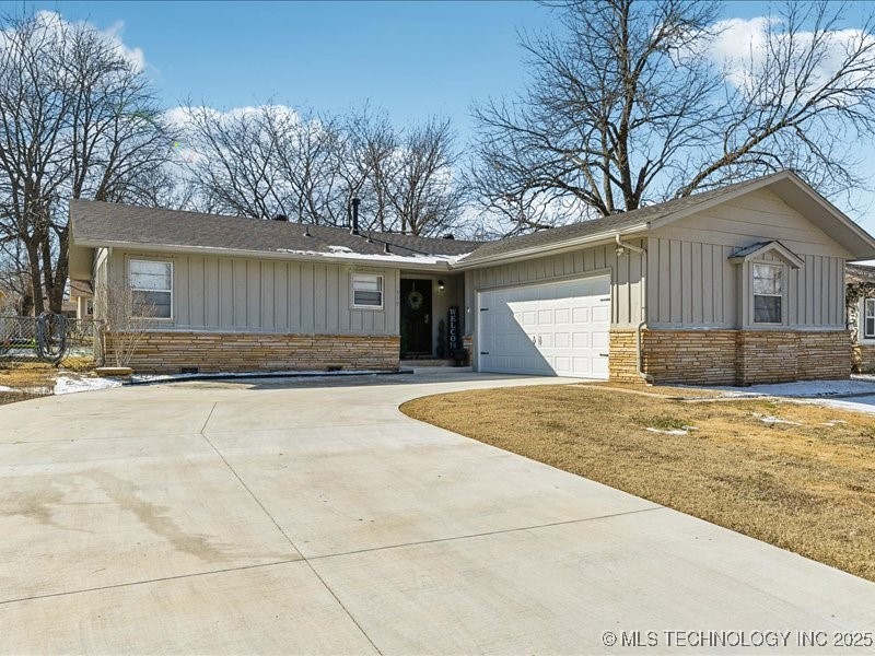 519 W Quincy Street Property Photo 1