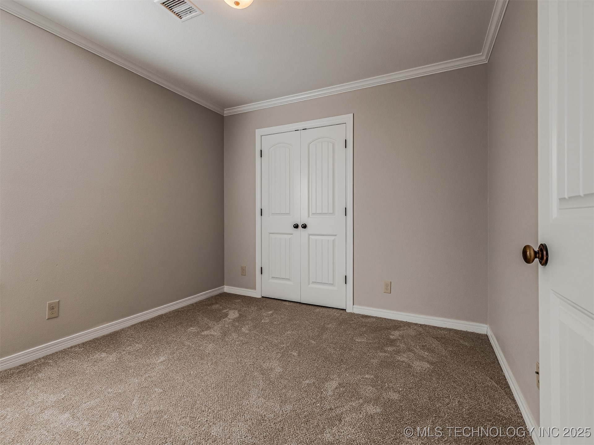 12110 E 69th Street N Property Photo 24