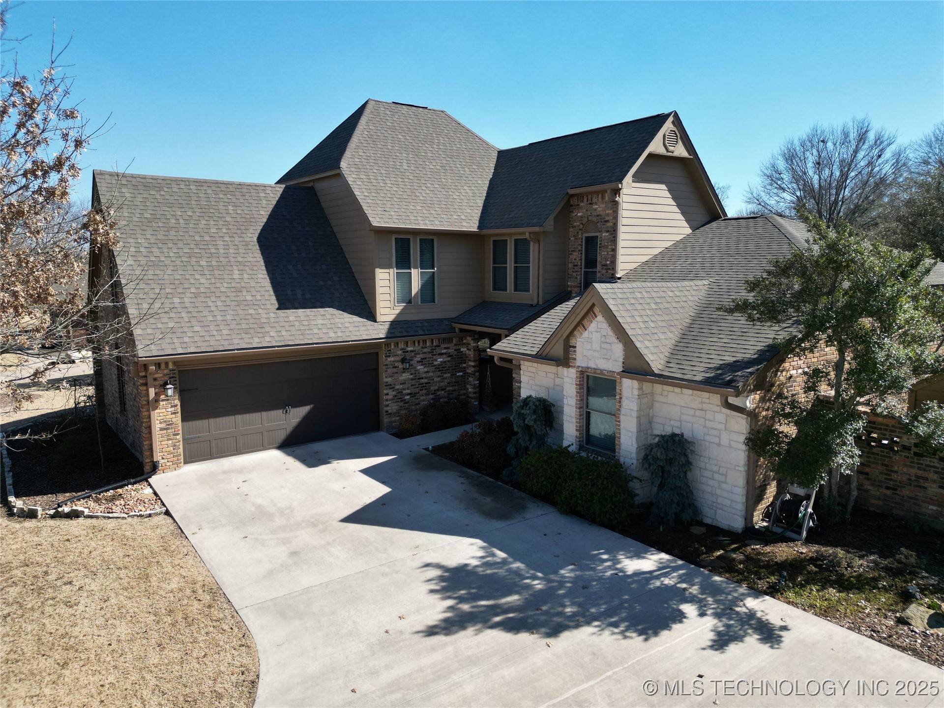 834 Franklin Drive Property Photo