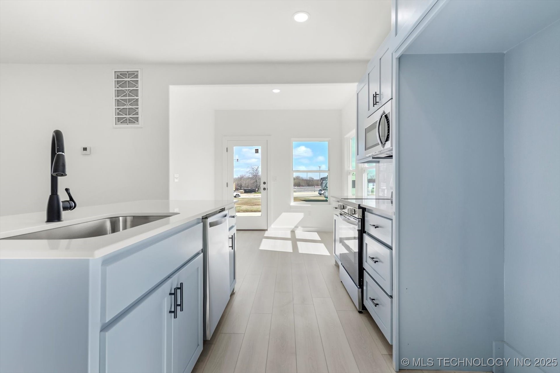 108 Stiller Avenue Property Photo 8