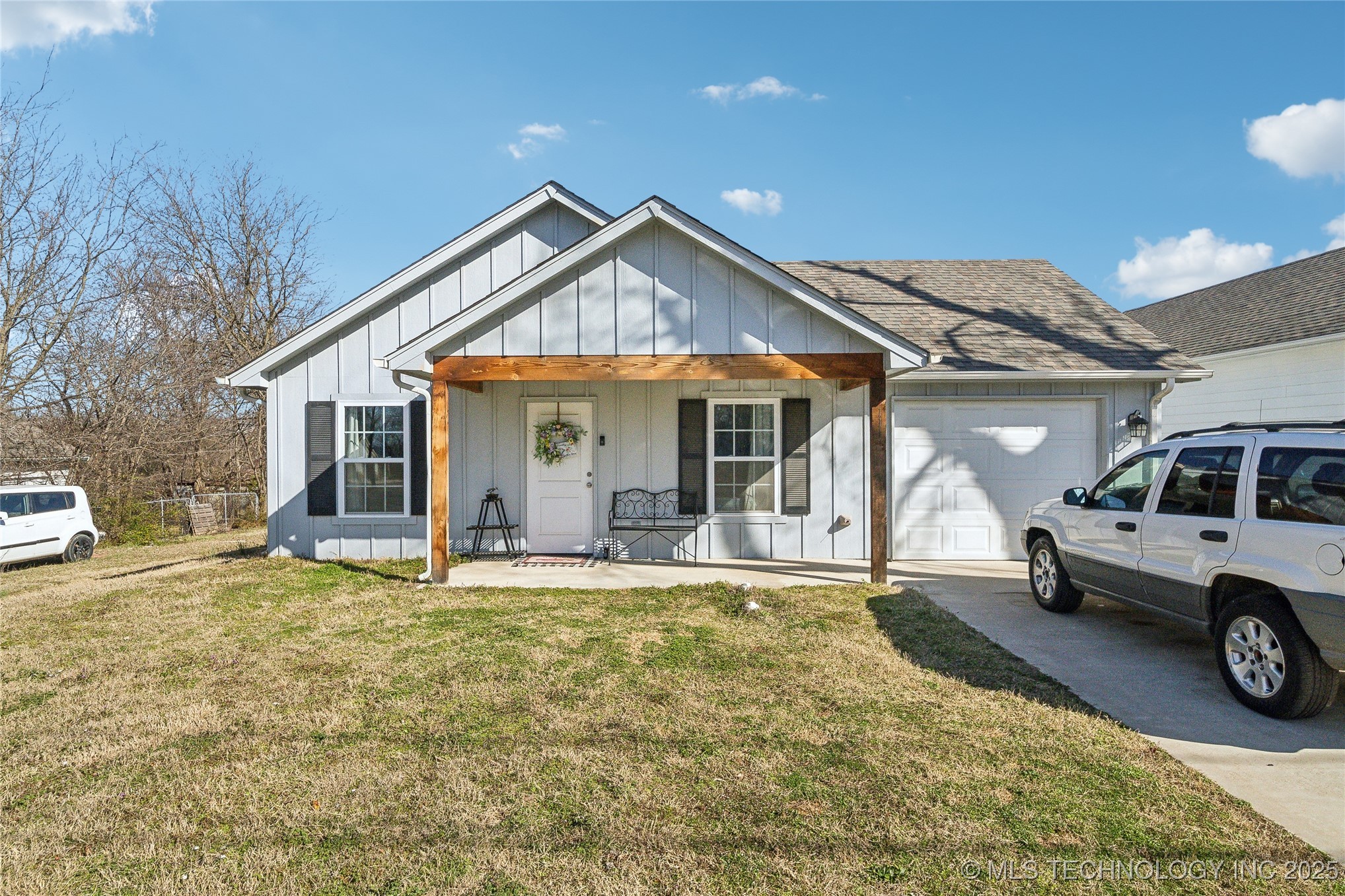 111 W Anderson Avenue Property Photo