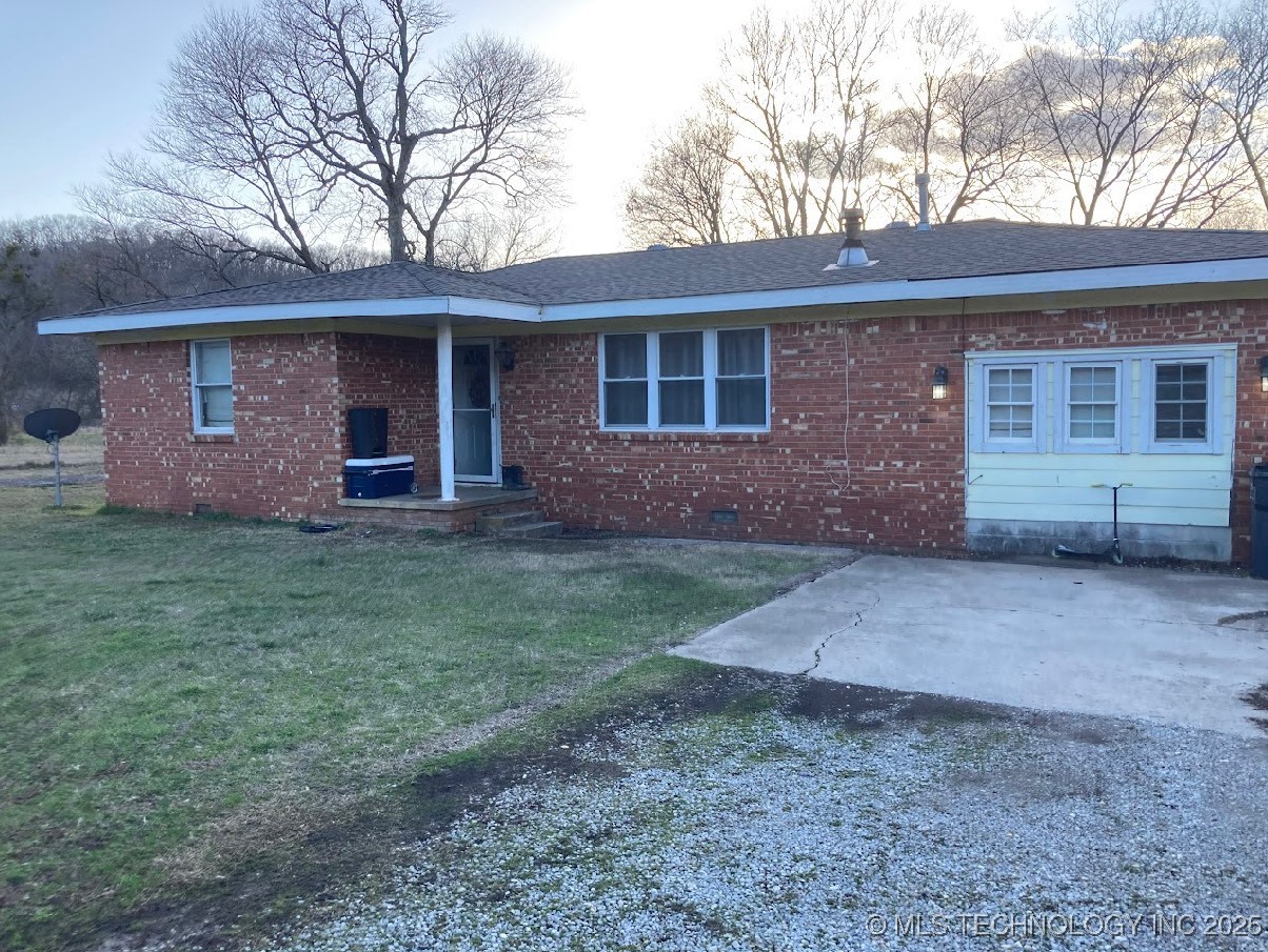 24052 S 4178 Road Property Photo 1