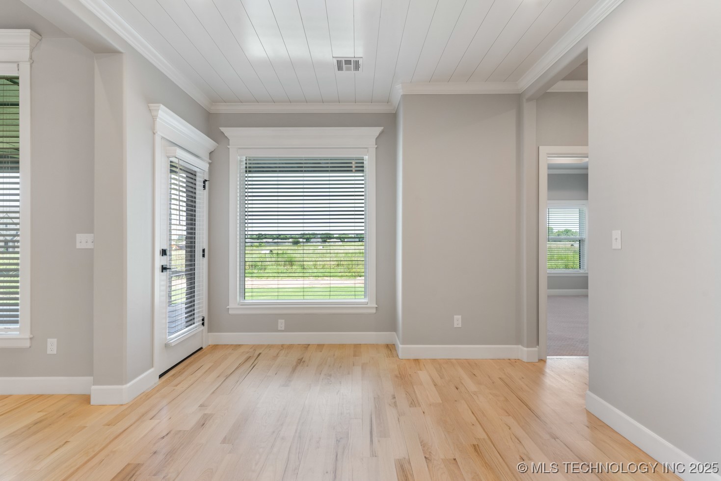 687 E 148th Place S Property Photo 19