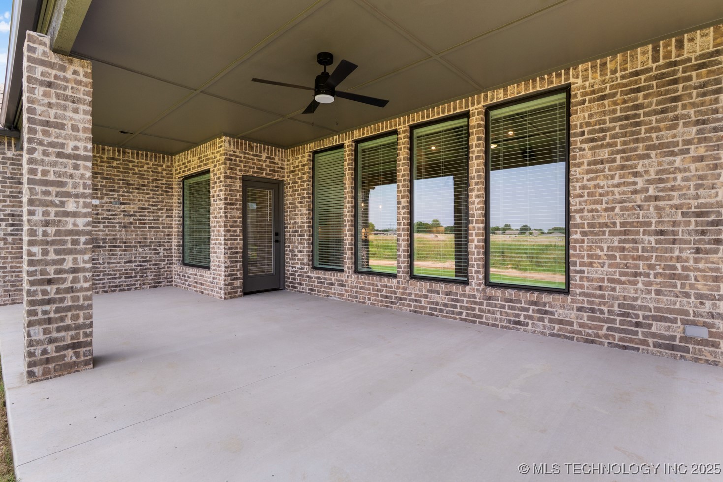 687 E 148th Place S Property Photo 37
